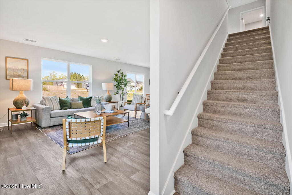 100544108 | Photo 18