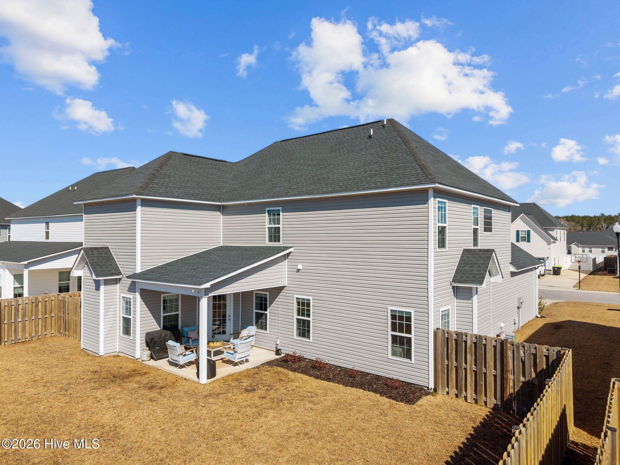 100555246 | Photo 41