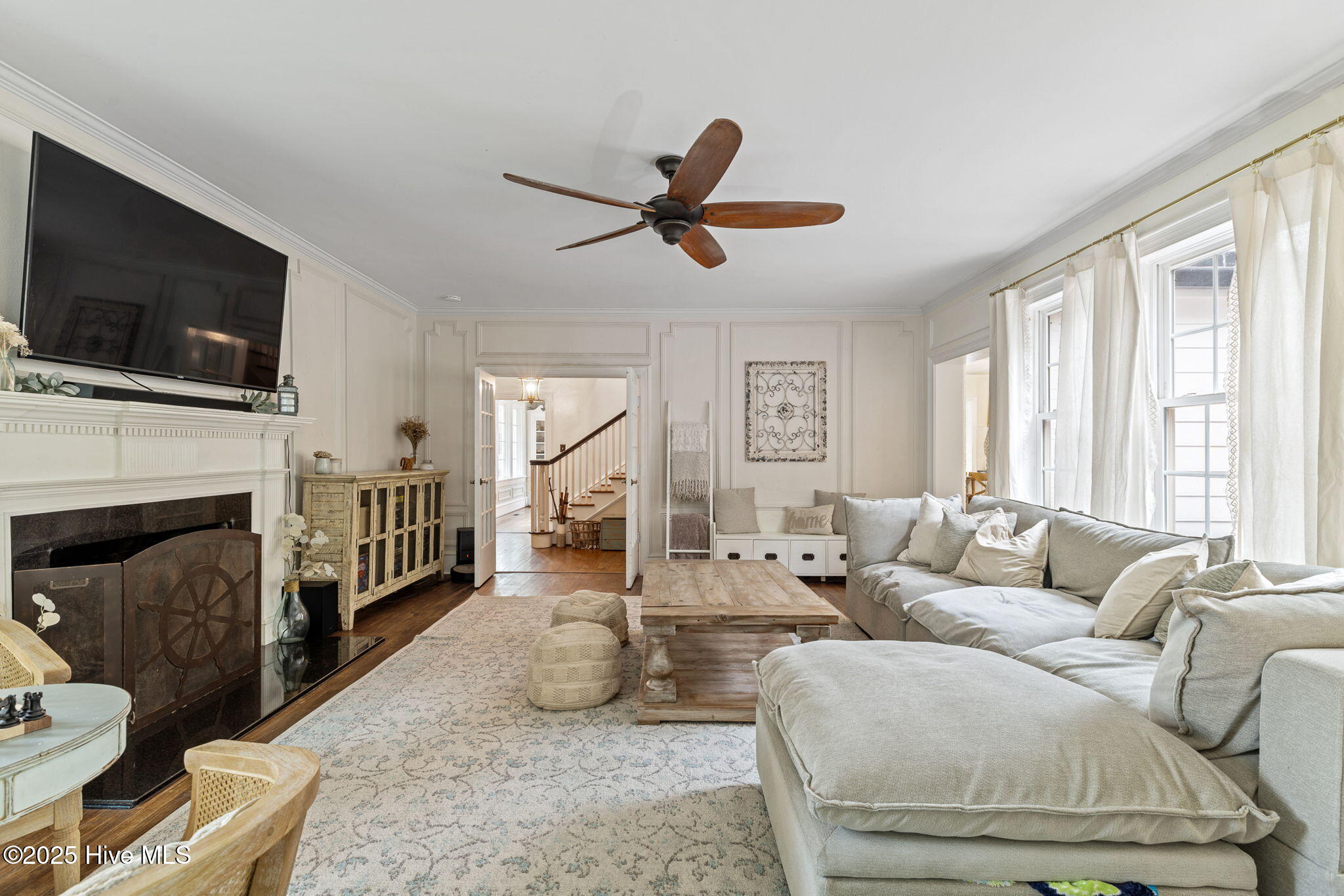 100533679 | Photo 20