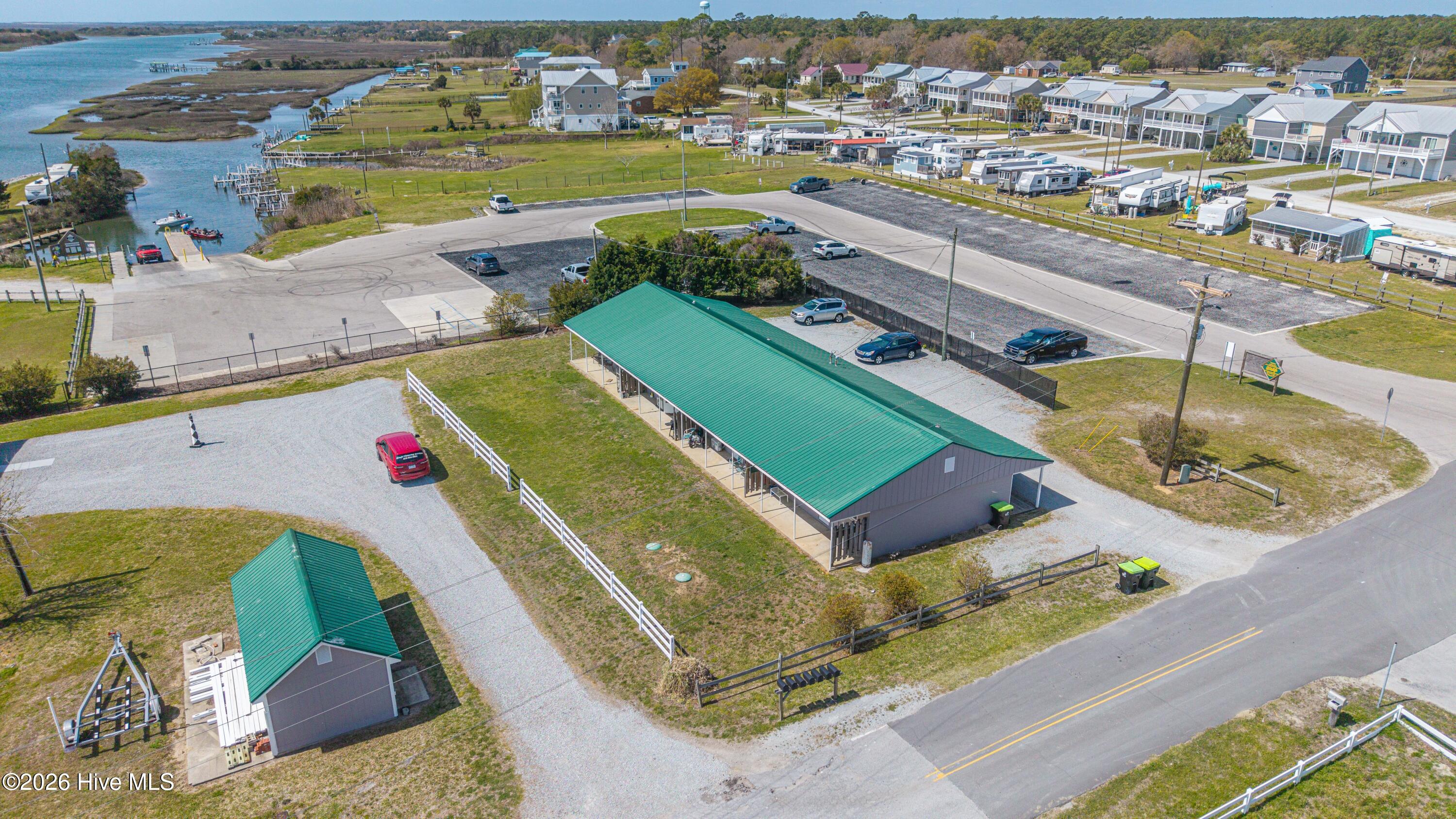 100564102 | Photo 12