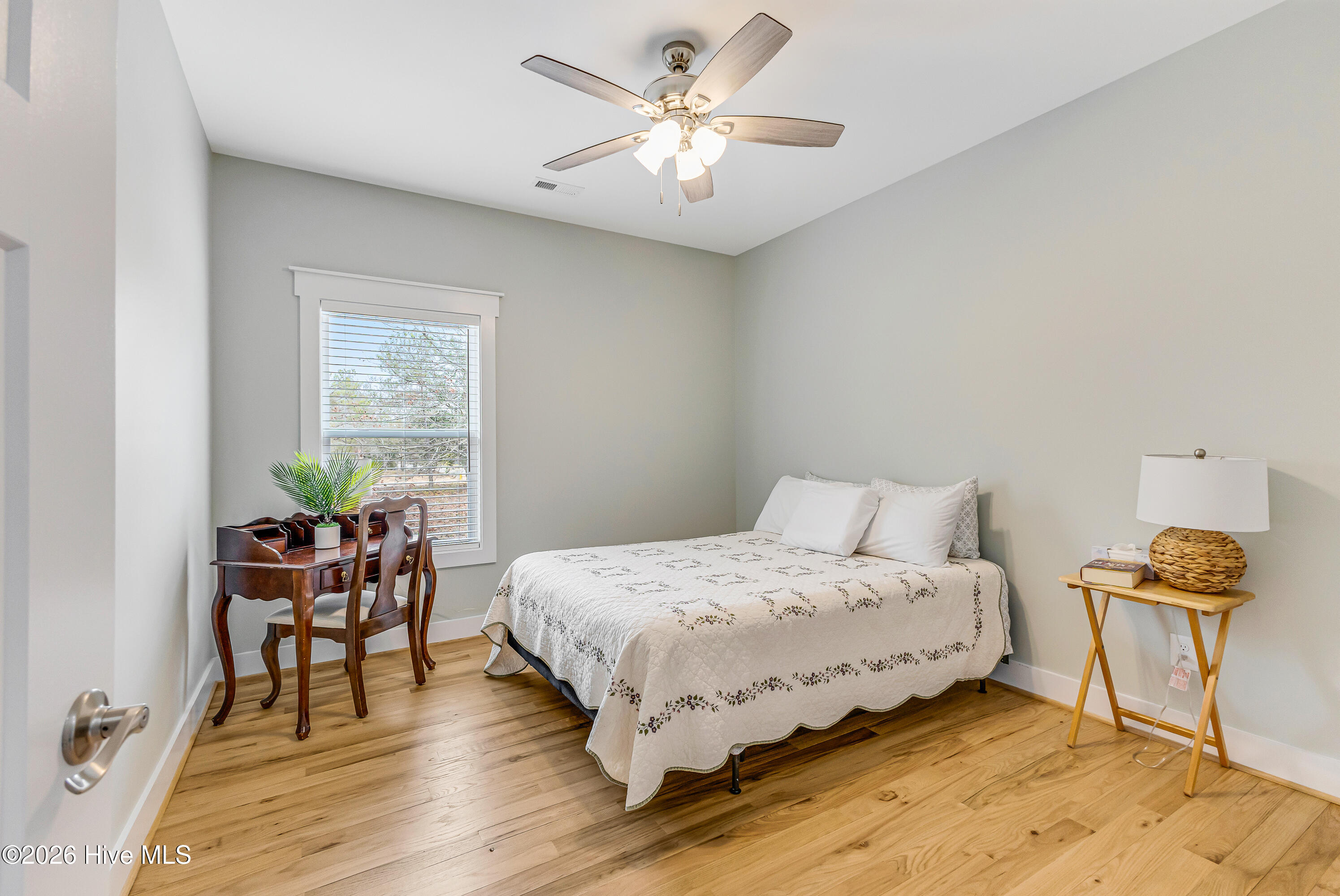 100555822 | Photo 24