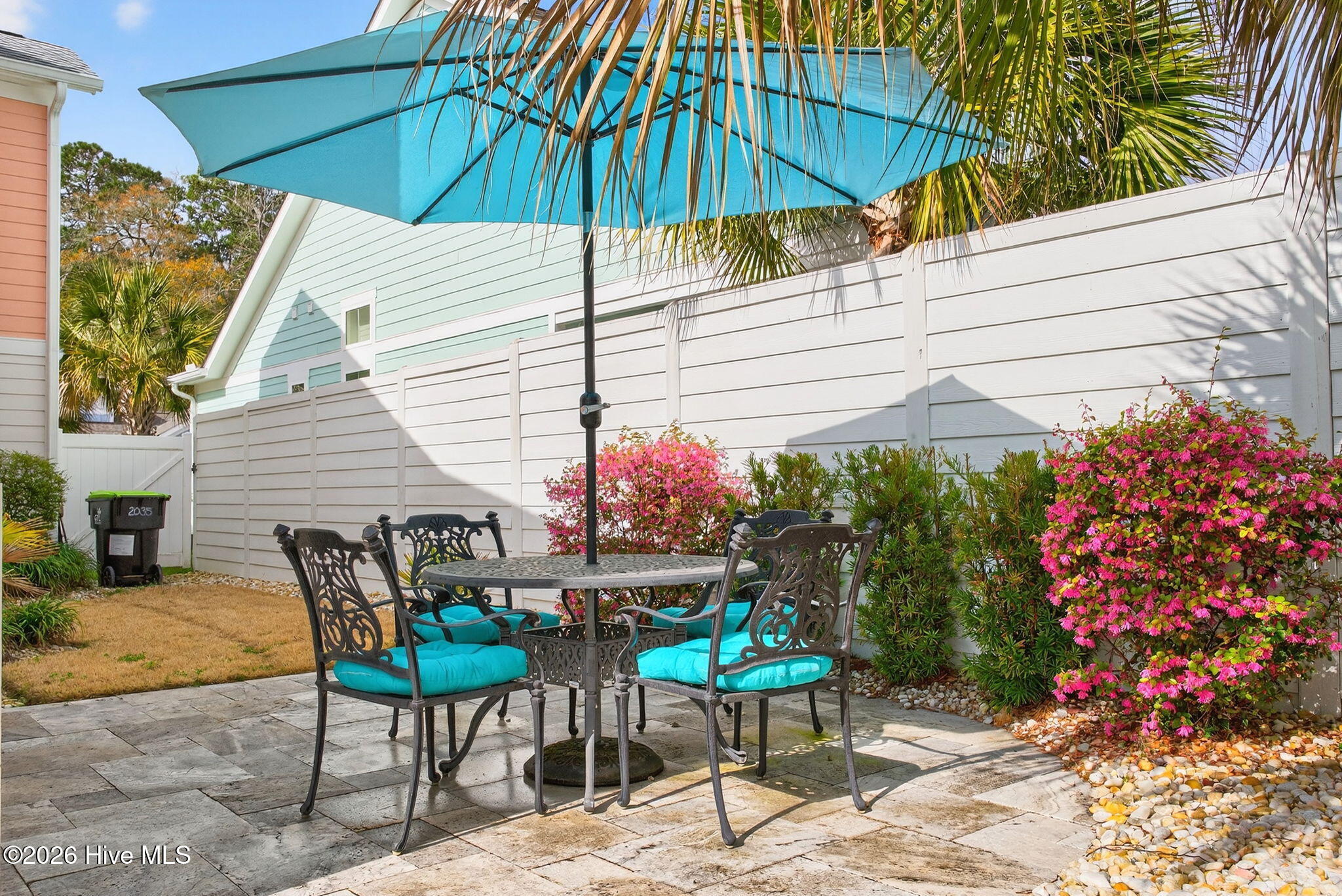 100559730 | Photo 13