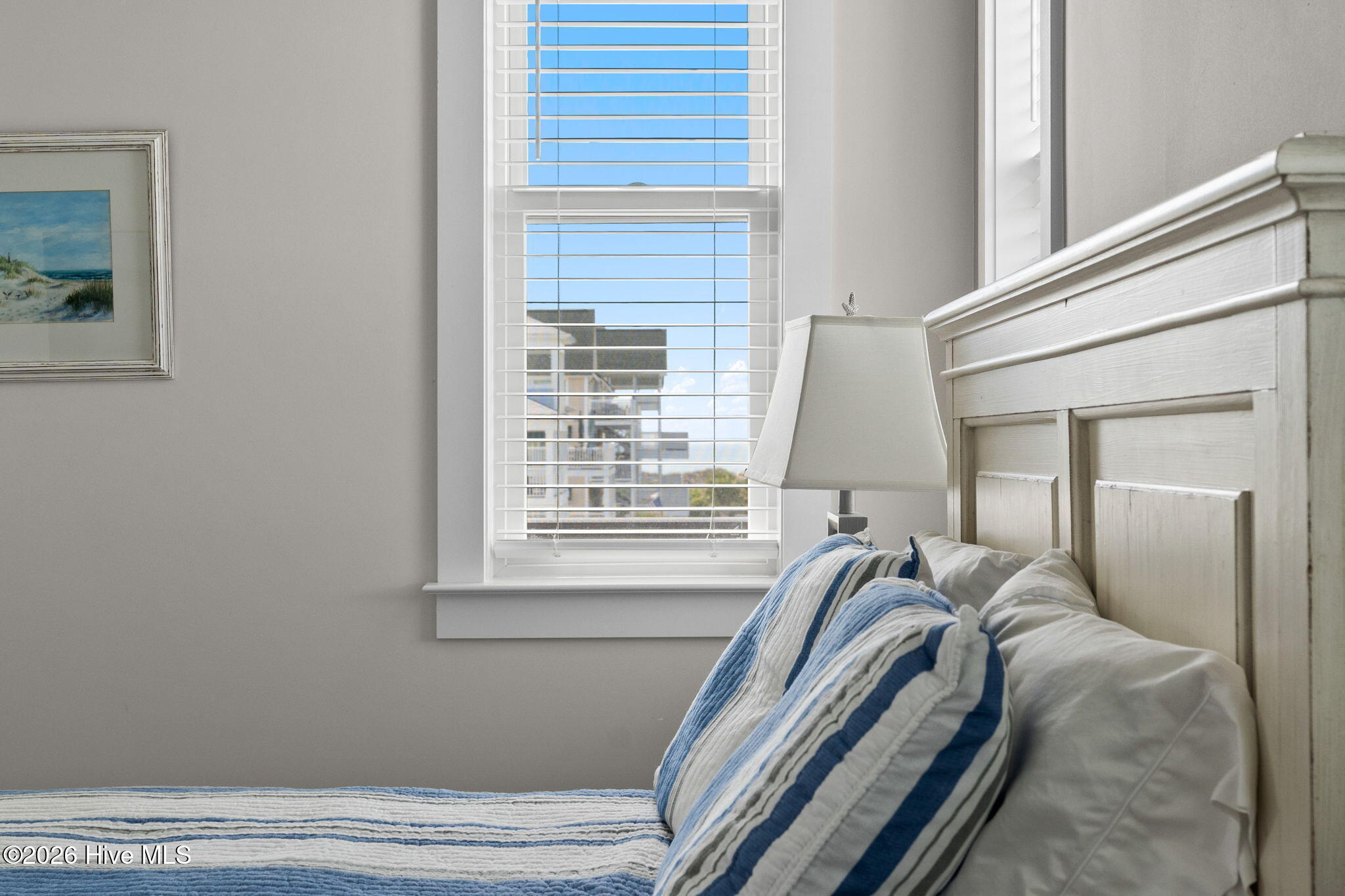 100564964 | Photo 45