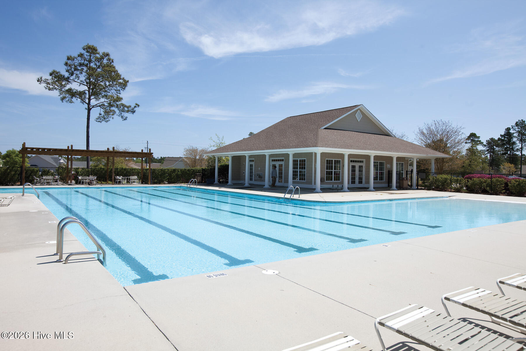 100551250 | Photo 29