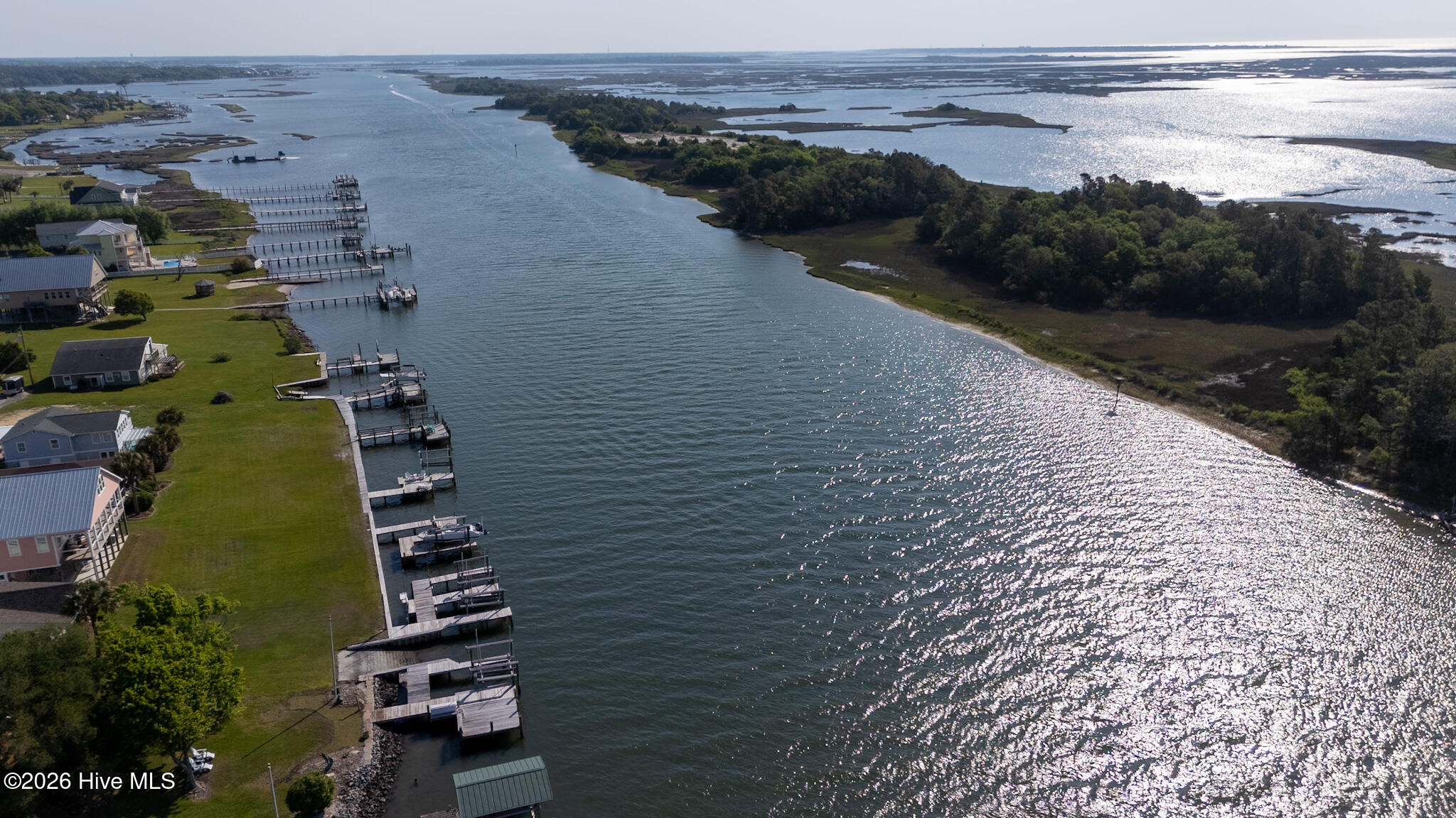 100568858 | Photo 30