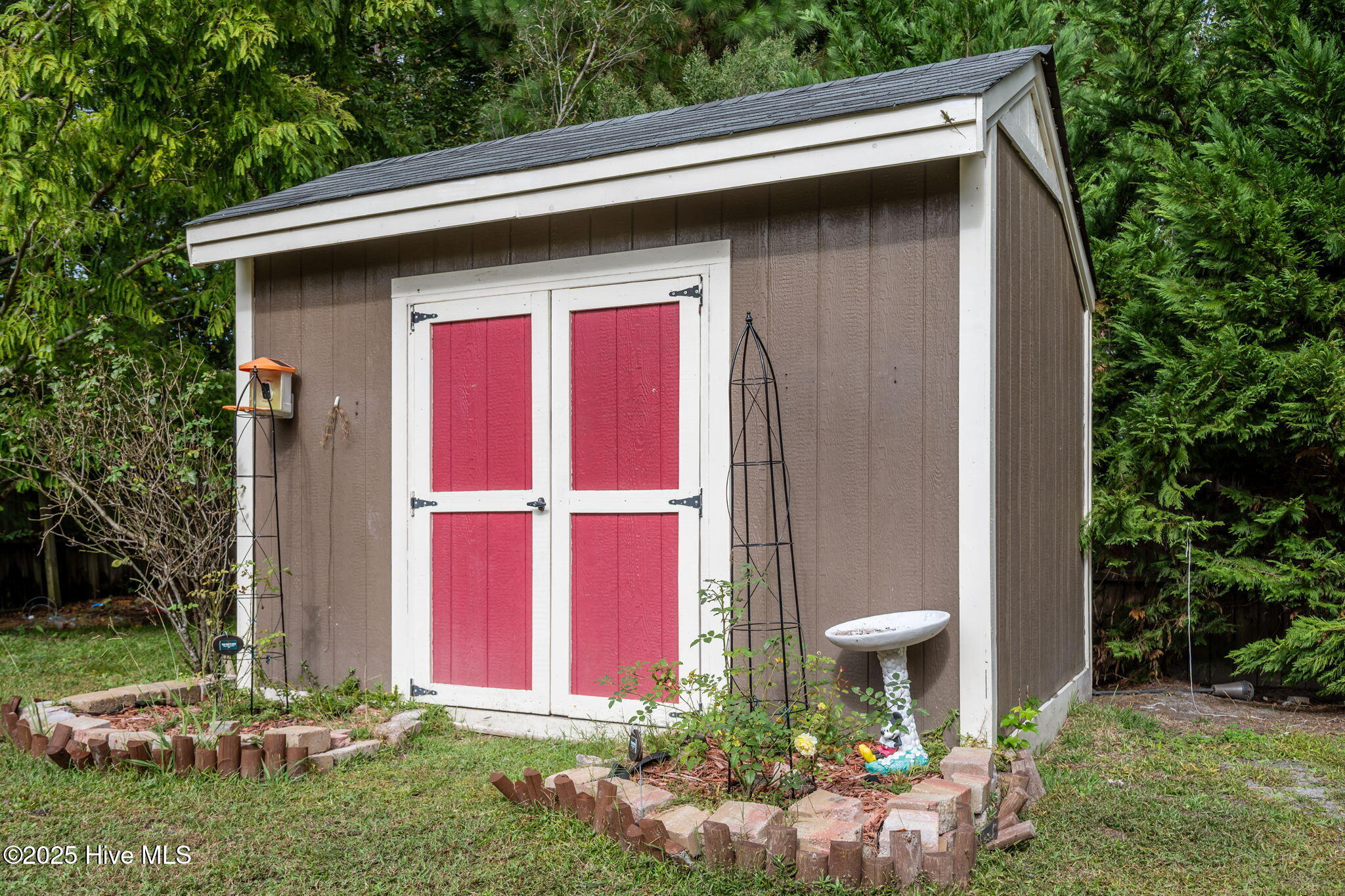 100535491 | Photo 38