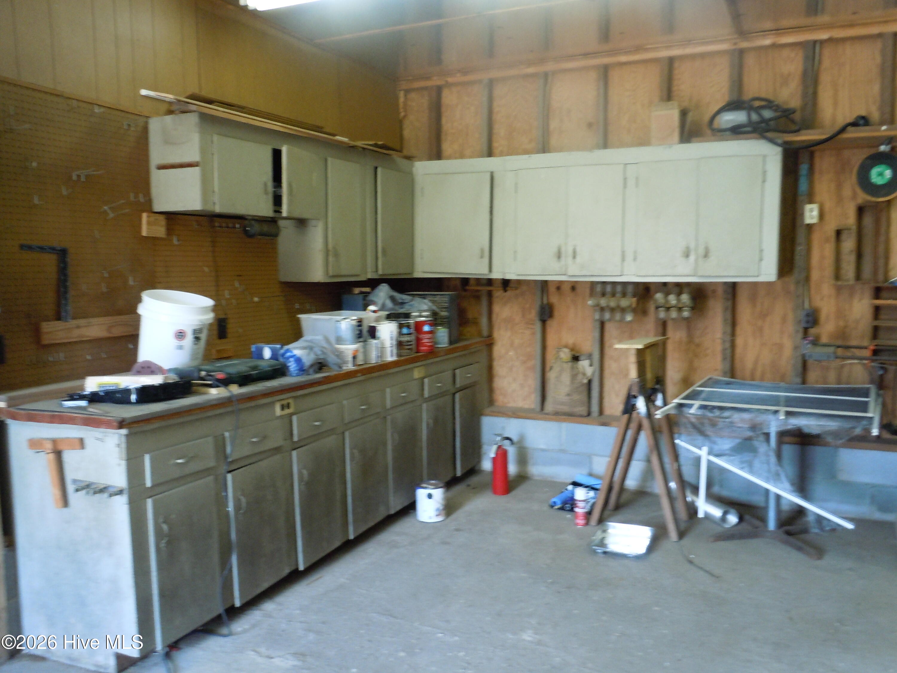 100565752 | Photo 48