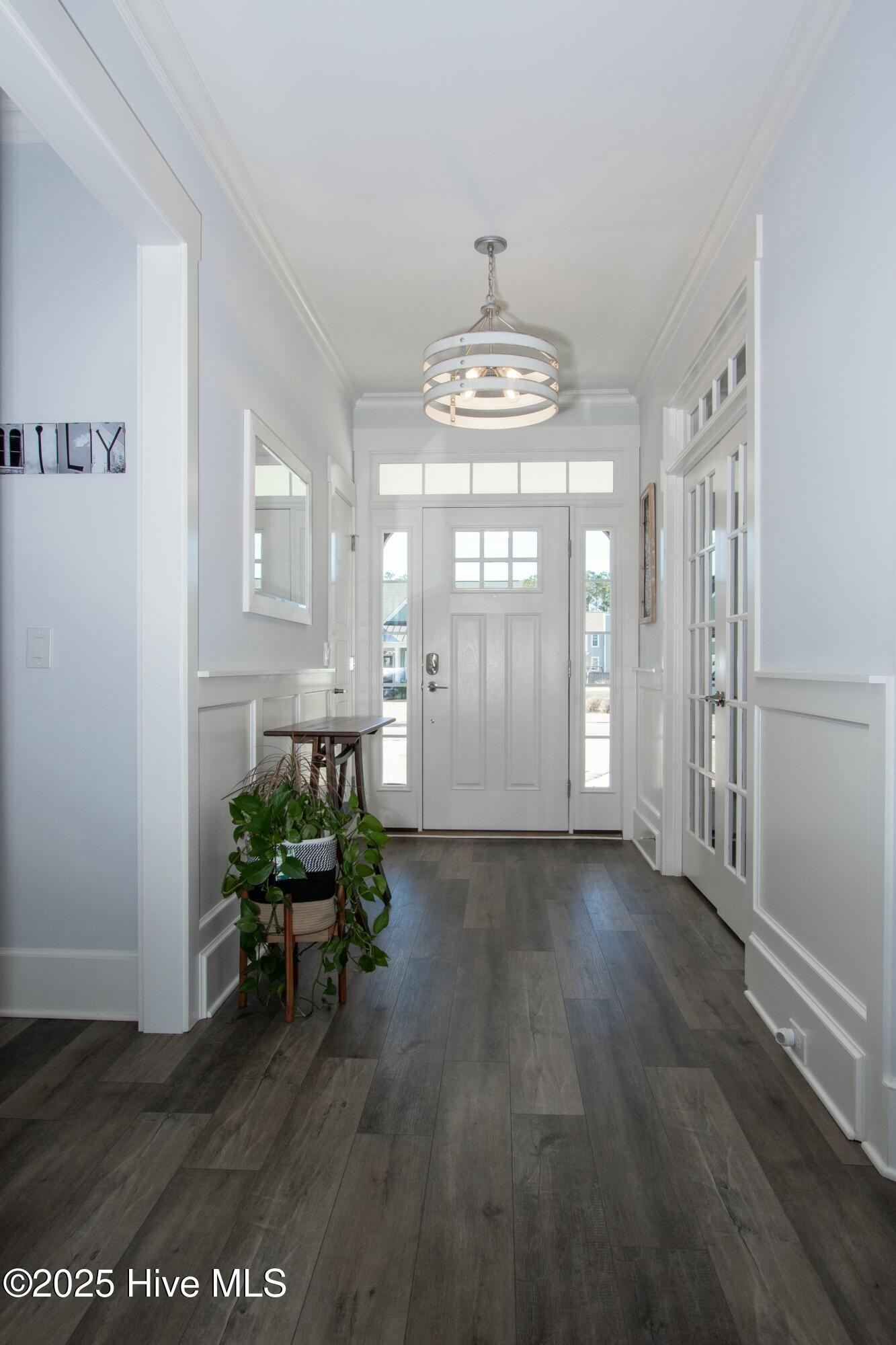 100489115 | Photo 22