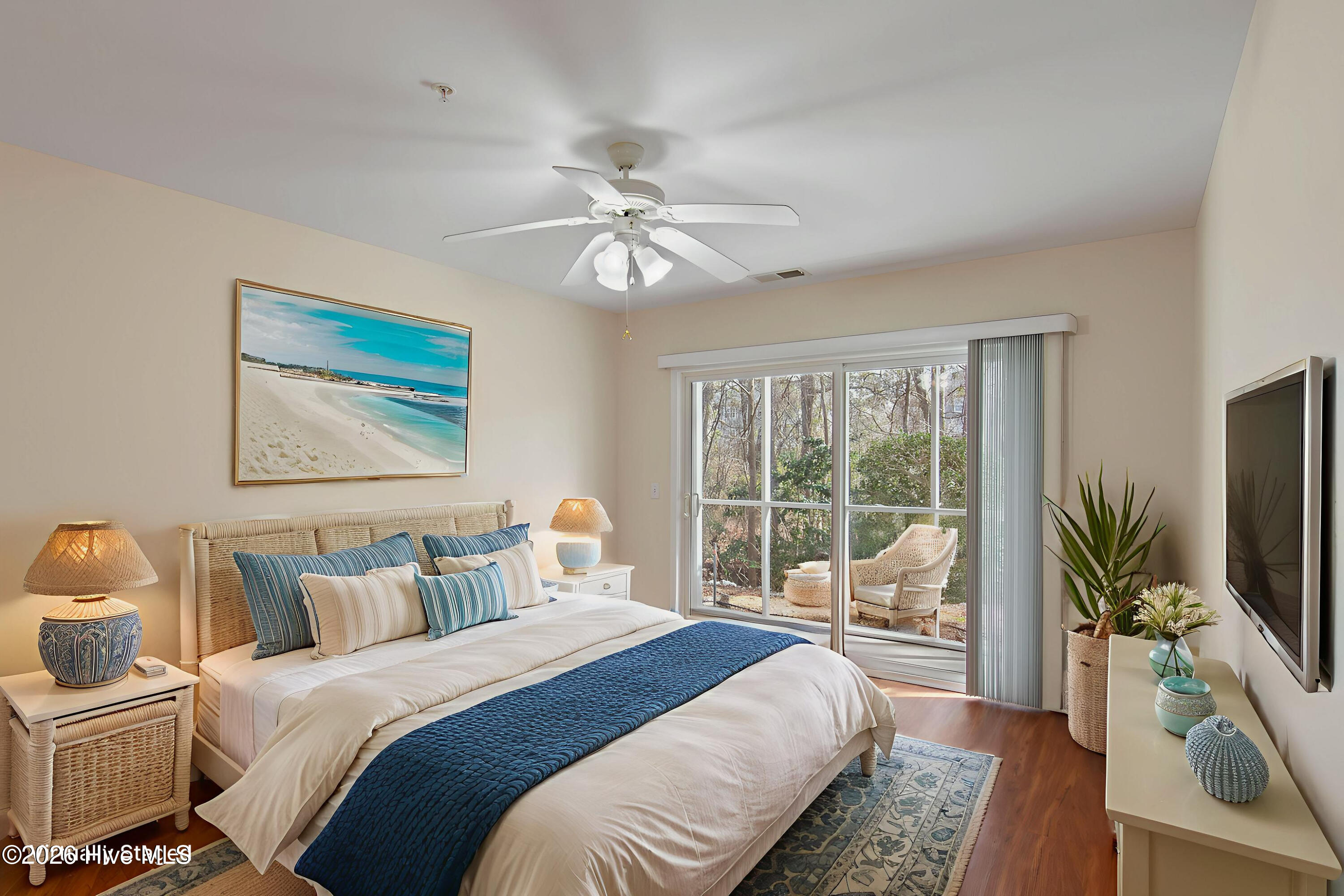 100550603 | Photo 27