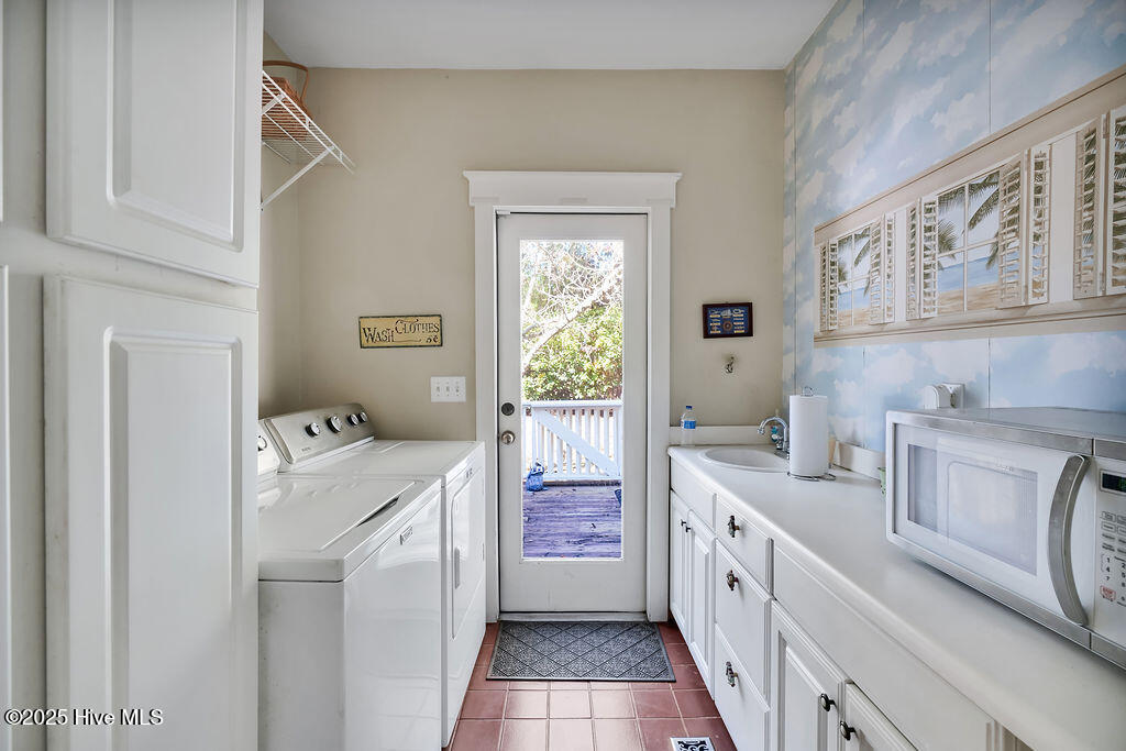 100533114 | Photo 16