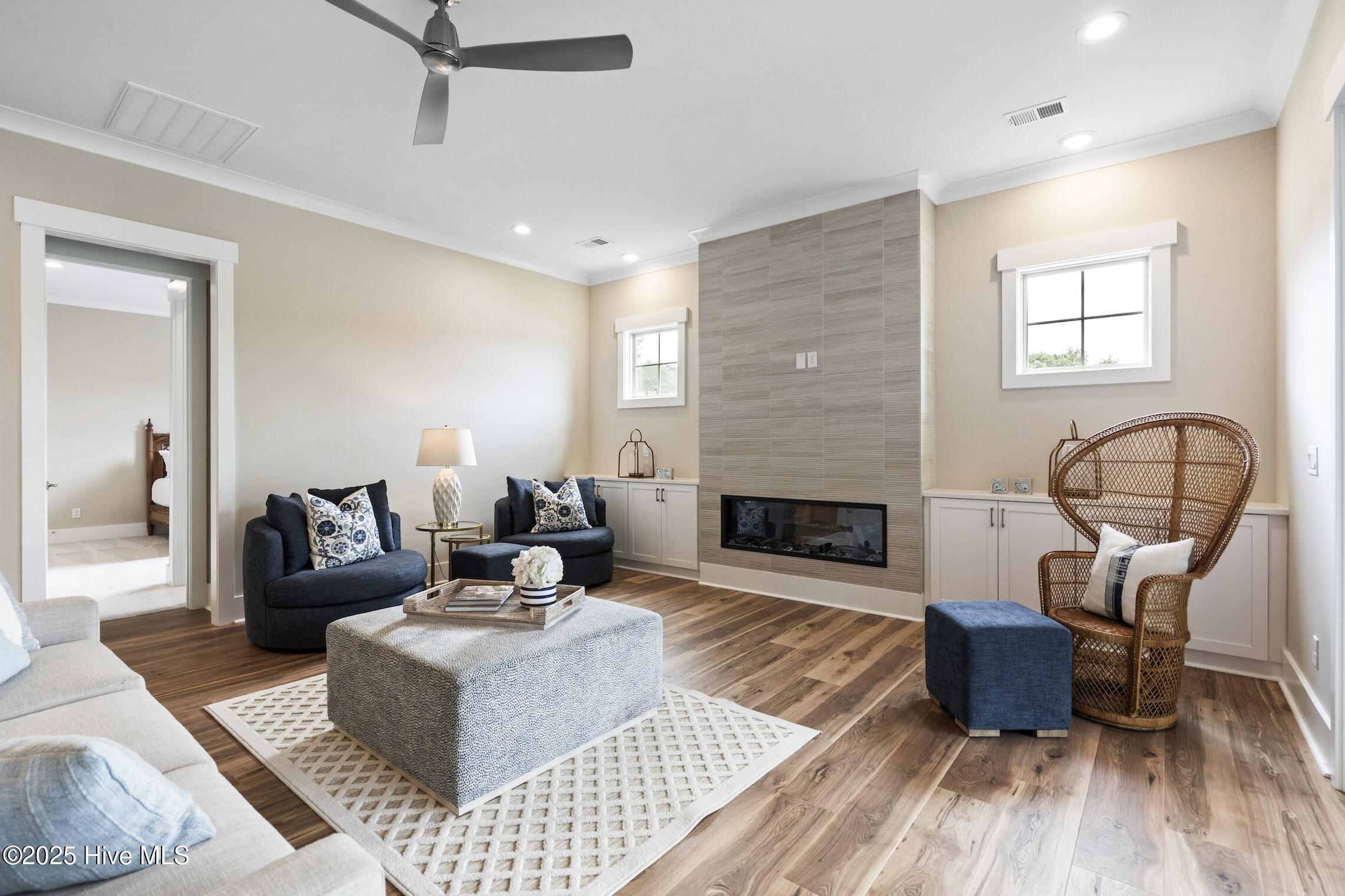 100537970 | Photo 19