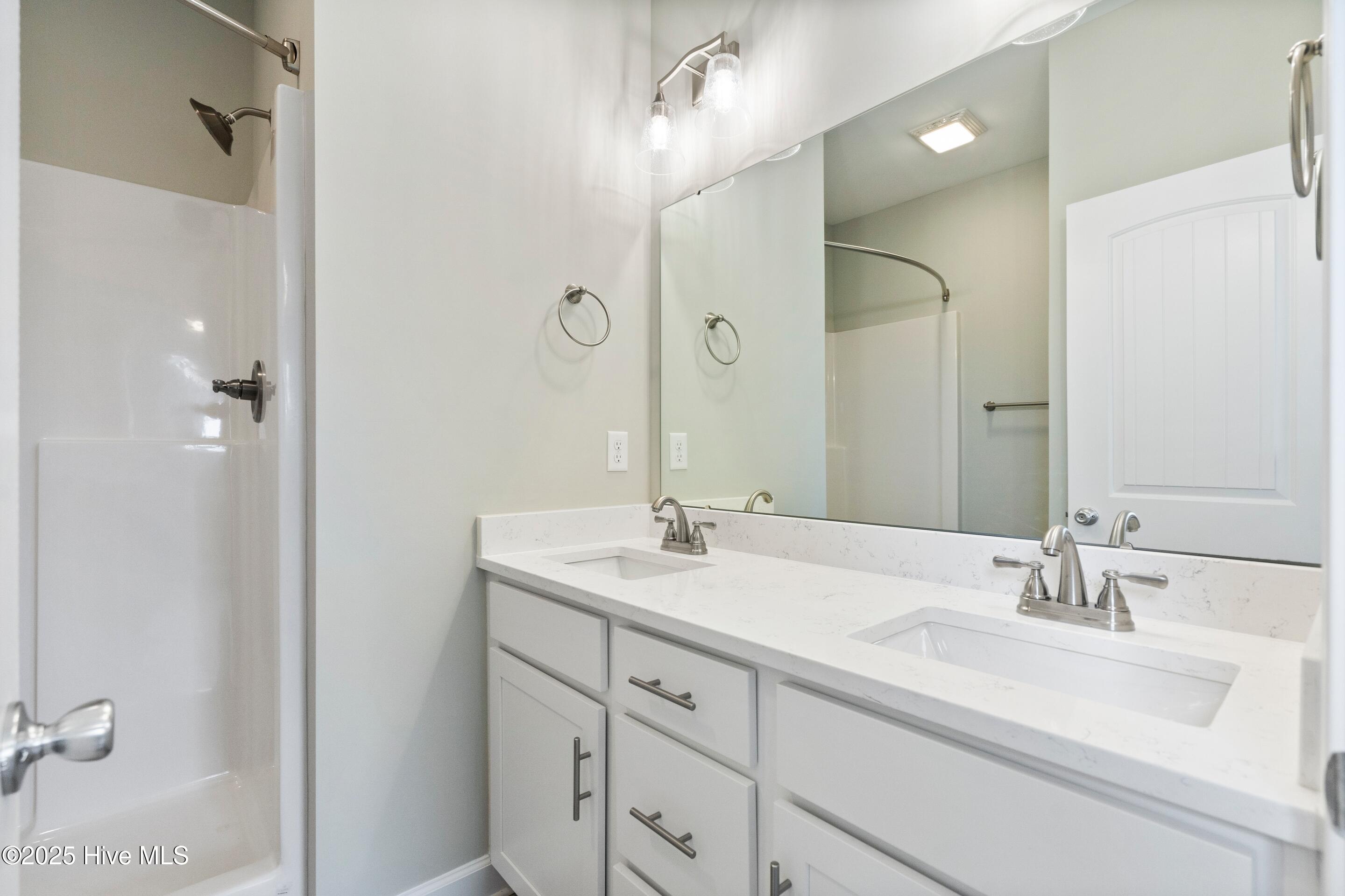 100525905 | Photo 20