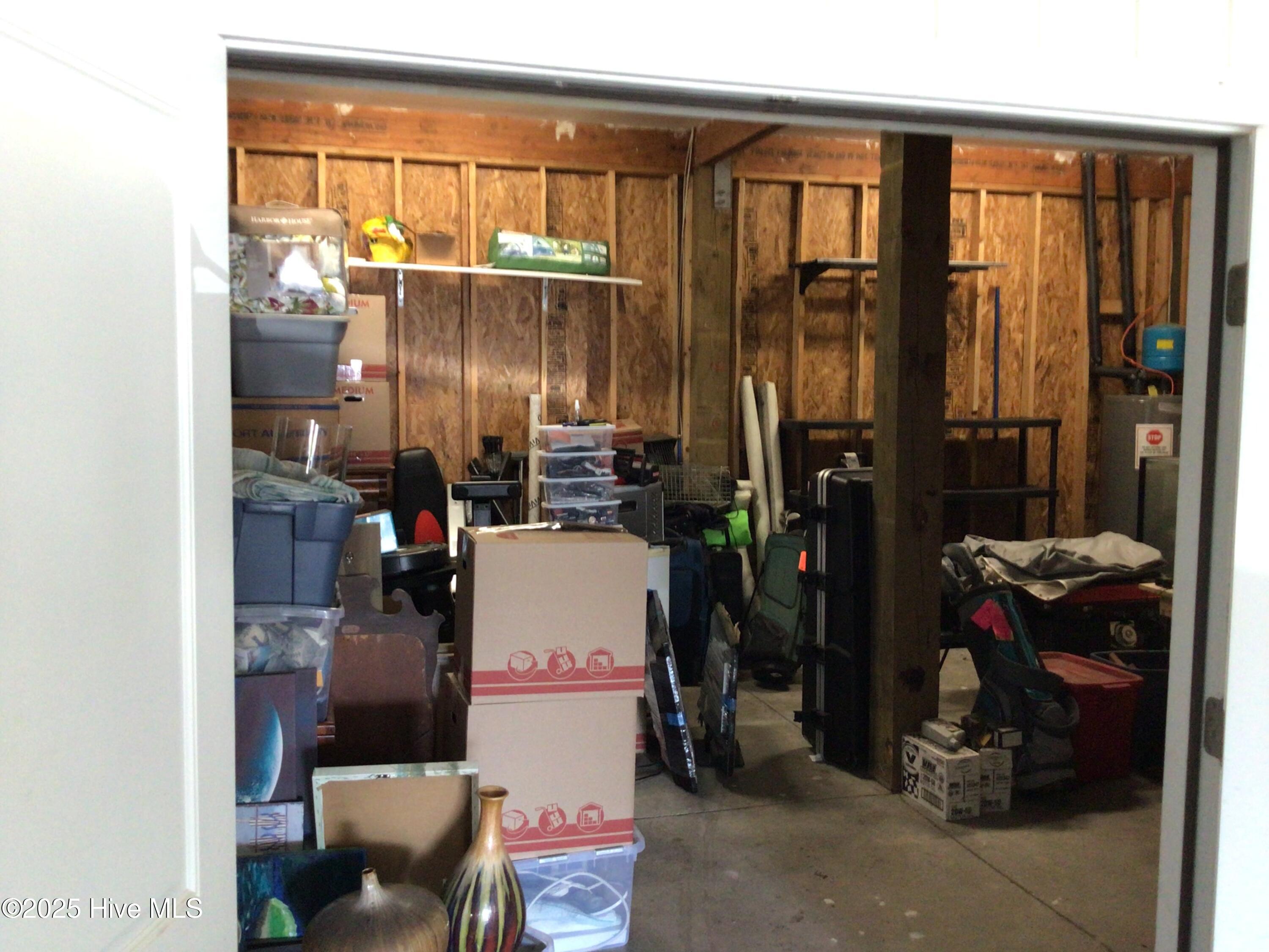 100508698 | Photo 31