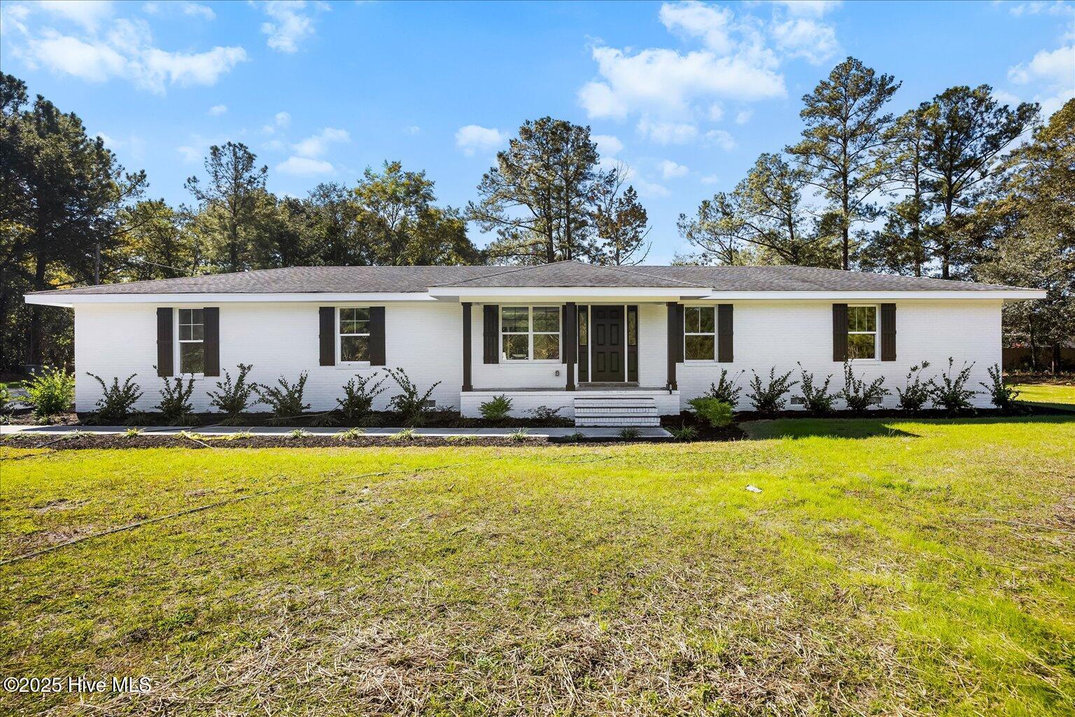 Homes for sale in Winnabow, NC | 9329 Central Blvd Se, Winnabow, NC 28479 | MLS# 100538662