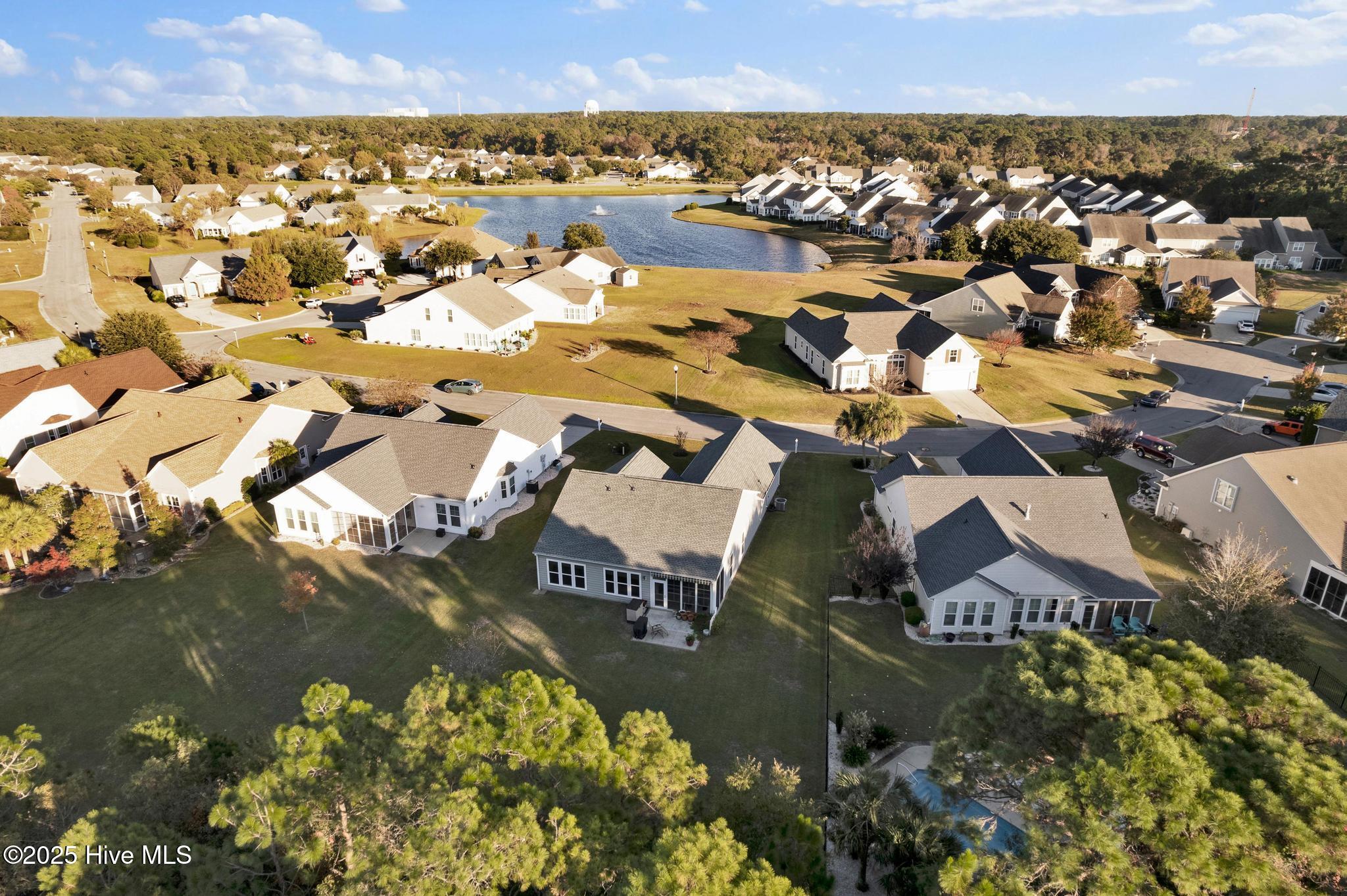 100540290 | Photo 32