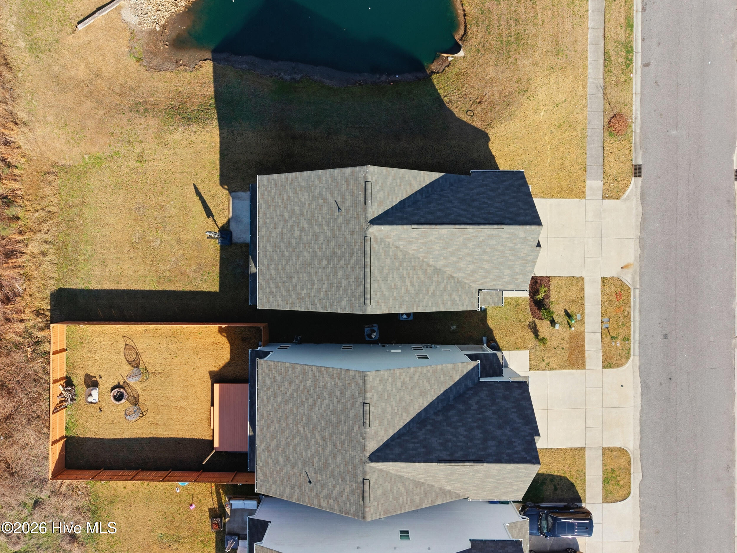 100548887 | Photo 46