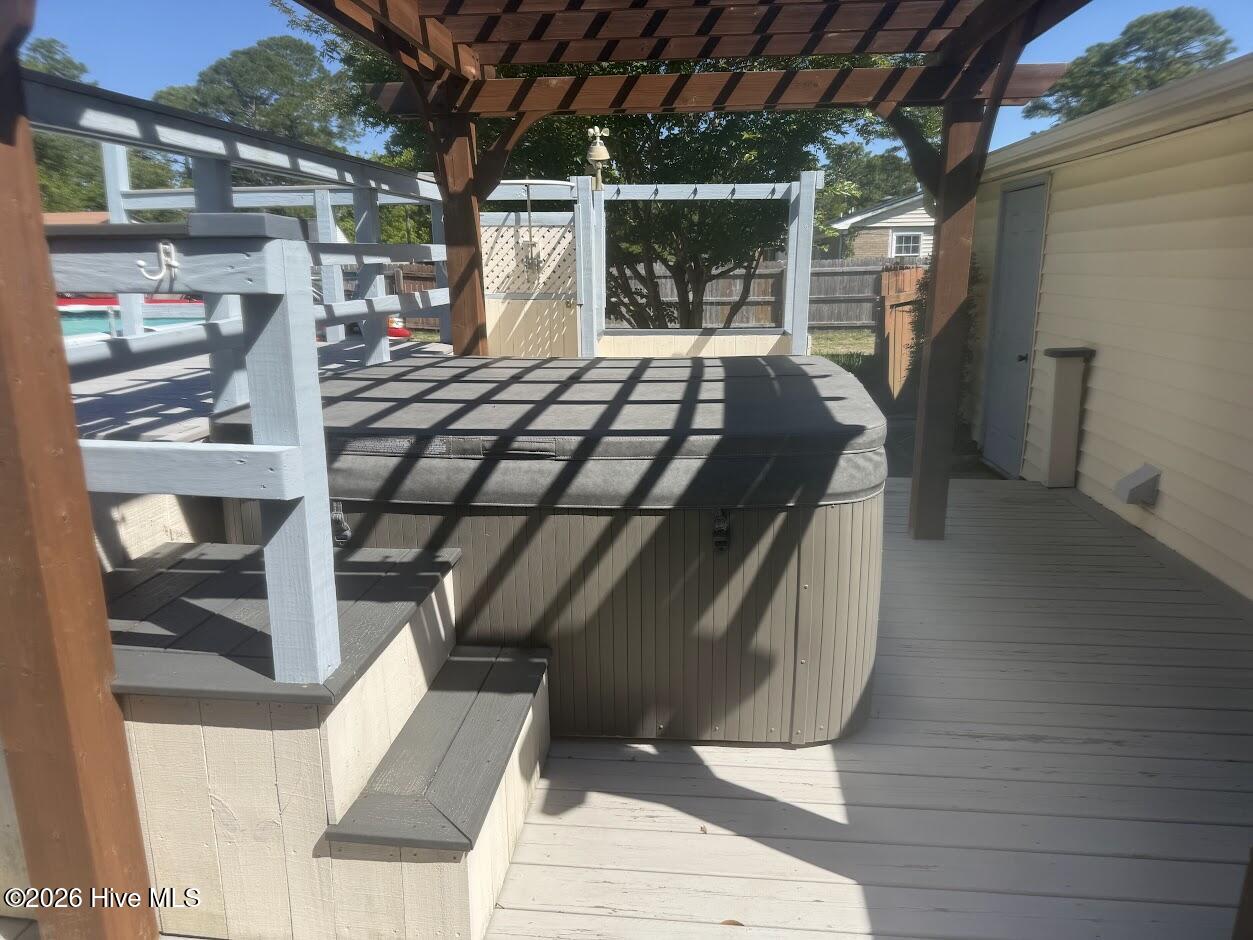456 Sand Ridge Road,Hubert