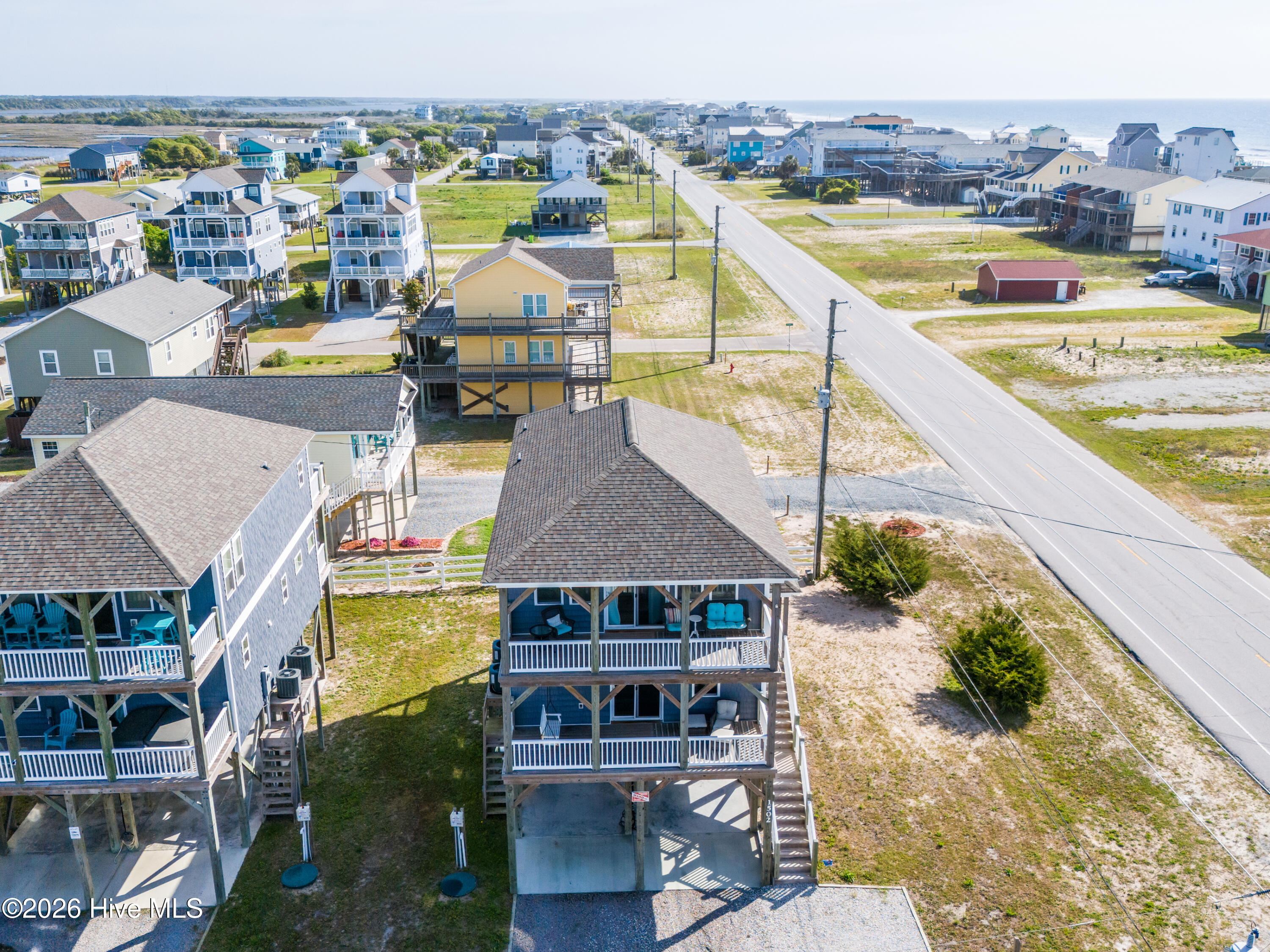 100567605 | Photo 36