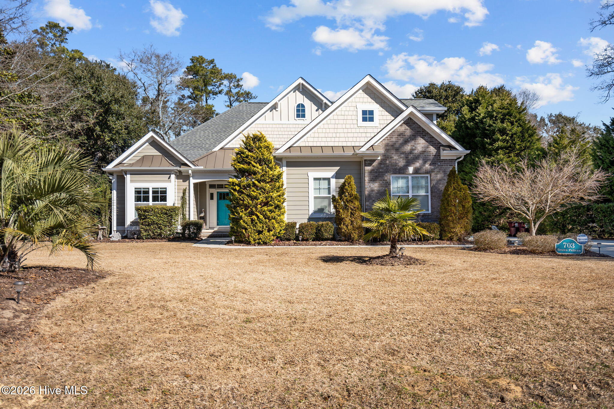 703 Brown Pelican Lane, Hampstead, NC 28443 – photo 4: 1-web-or-mls-Photo Feb 12 2026, 11 48 35