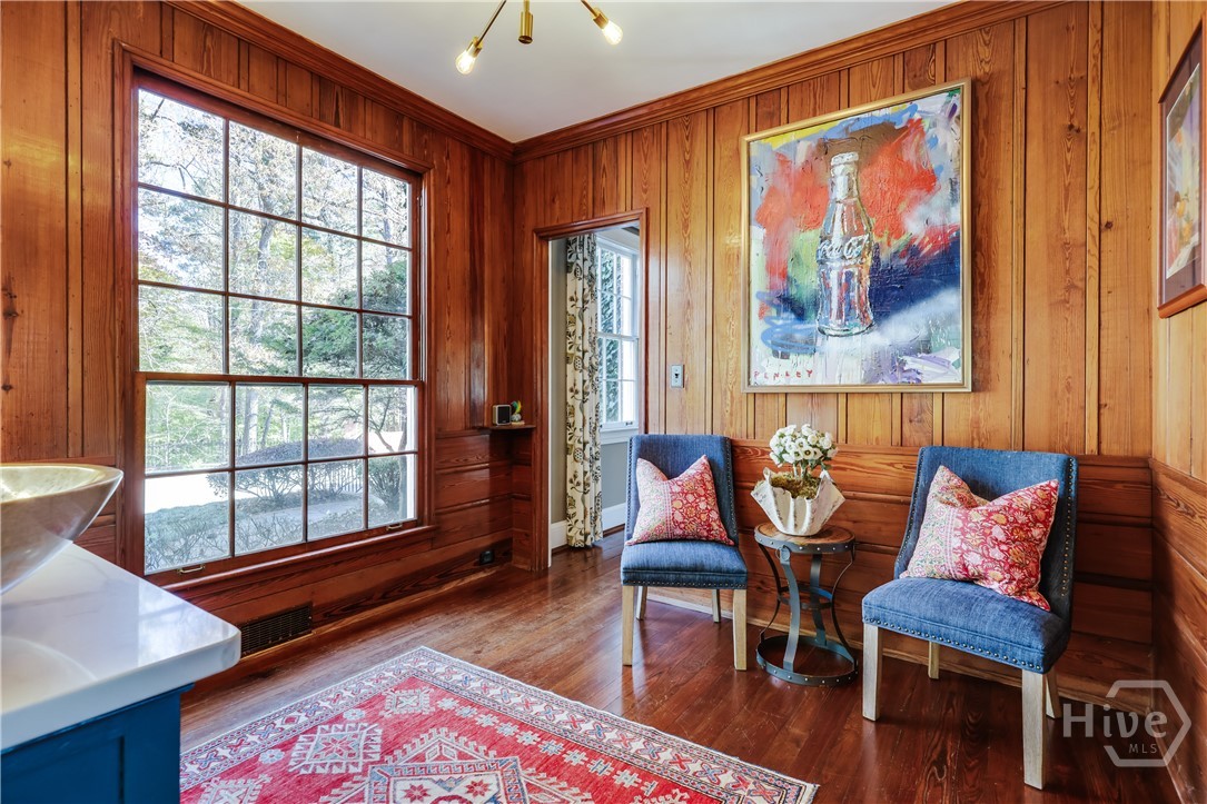 Heart Pine Walls