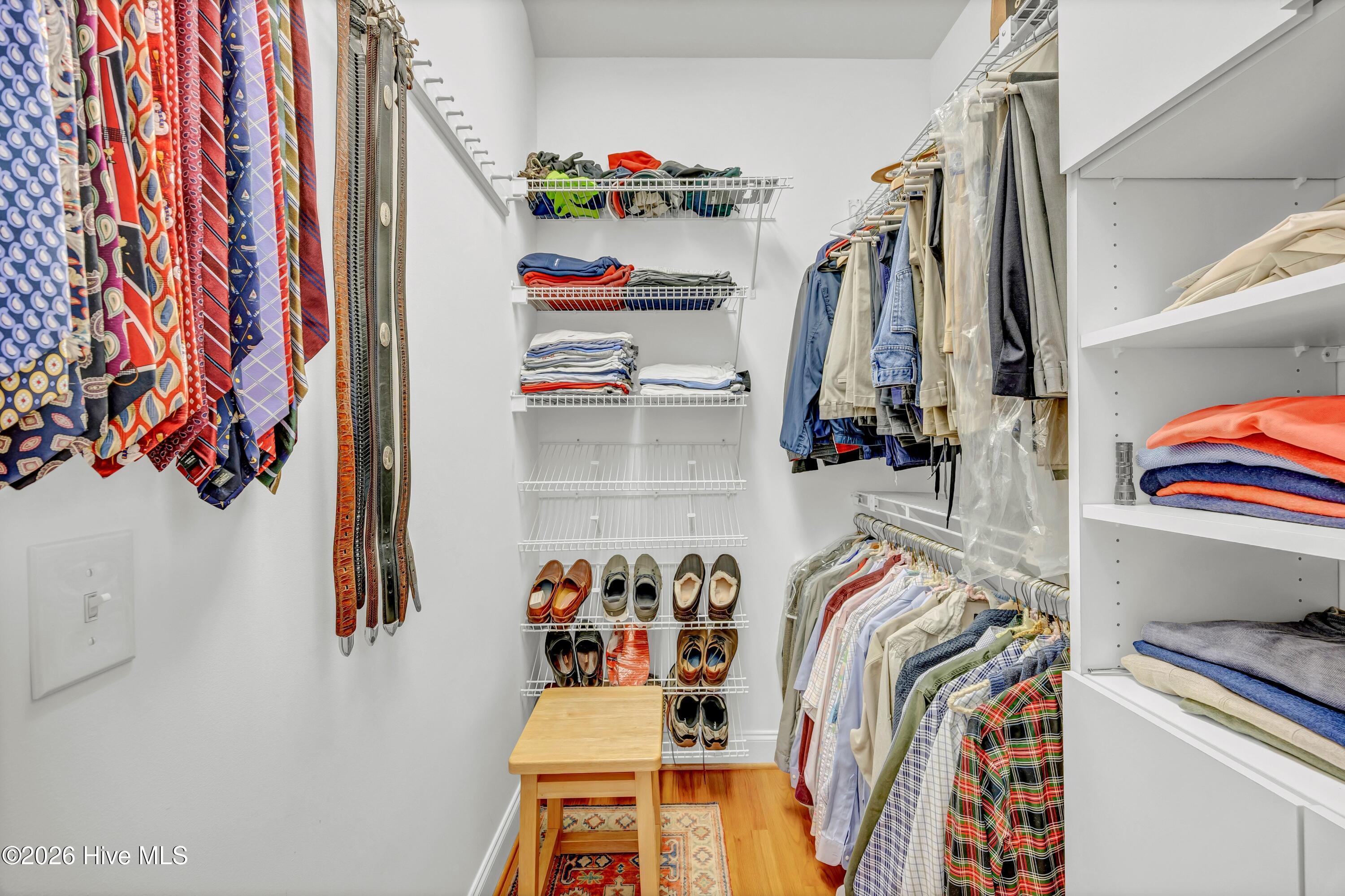 100559758 | Photo 30