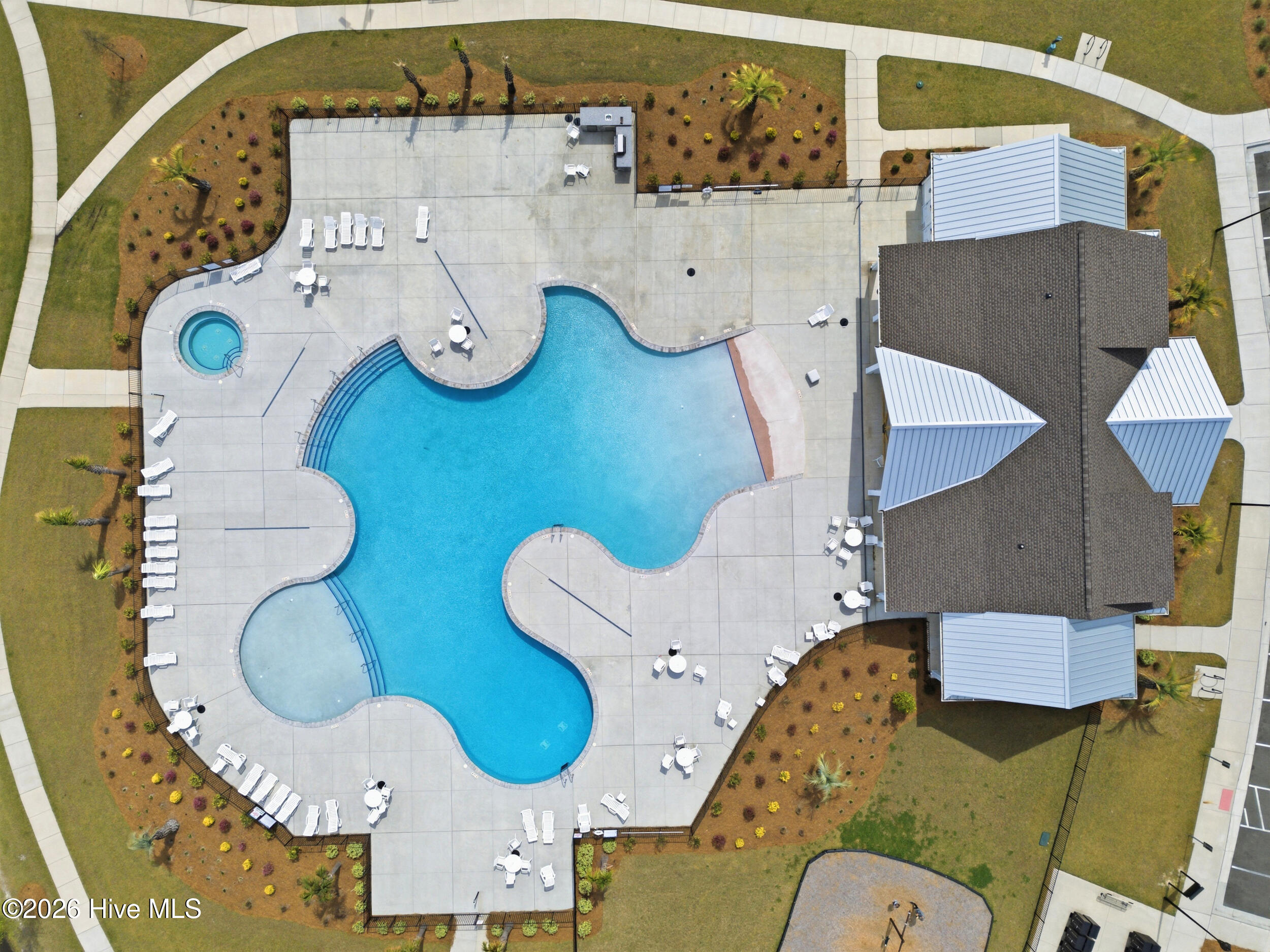 100558236 | Photo 55