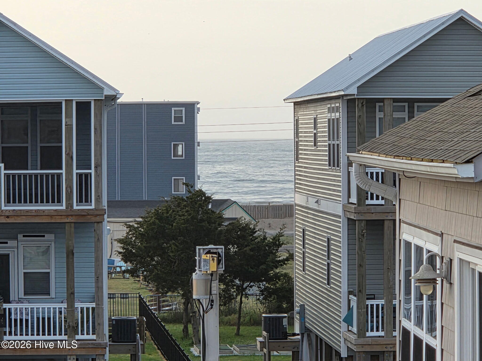 100564246 | Photo 56