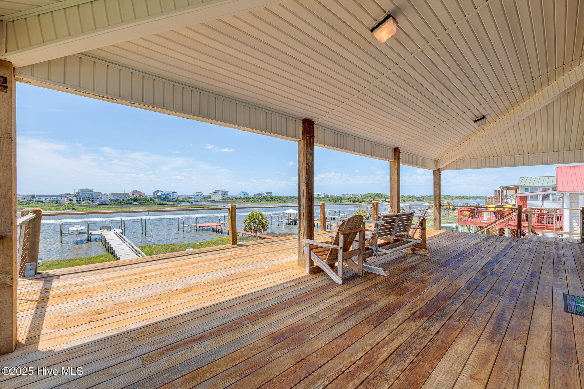 100505826 | Photo 24