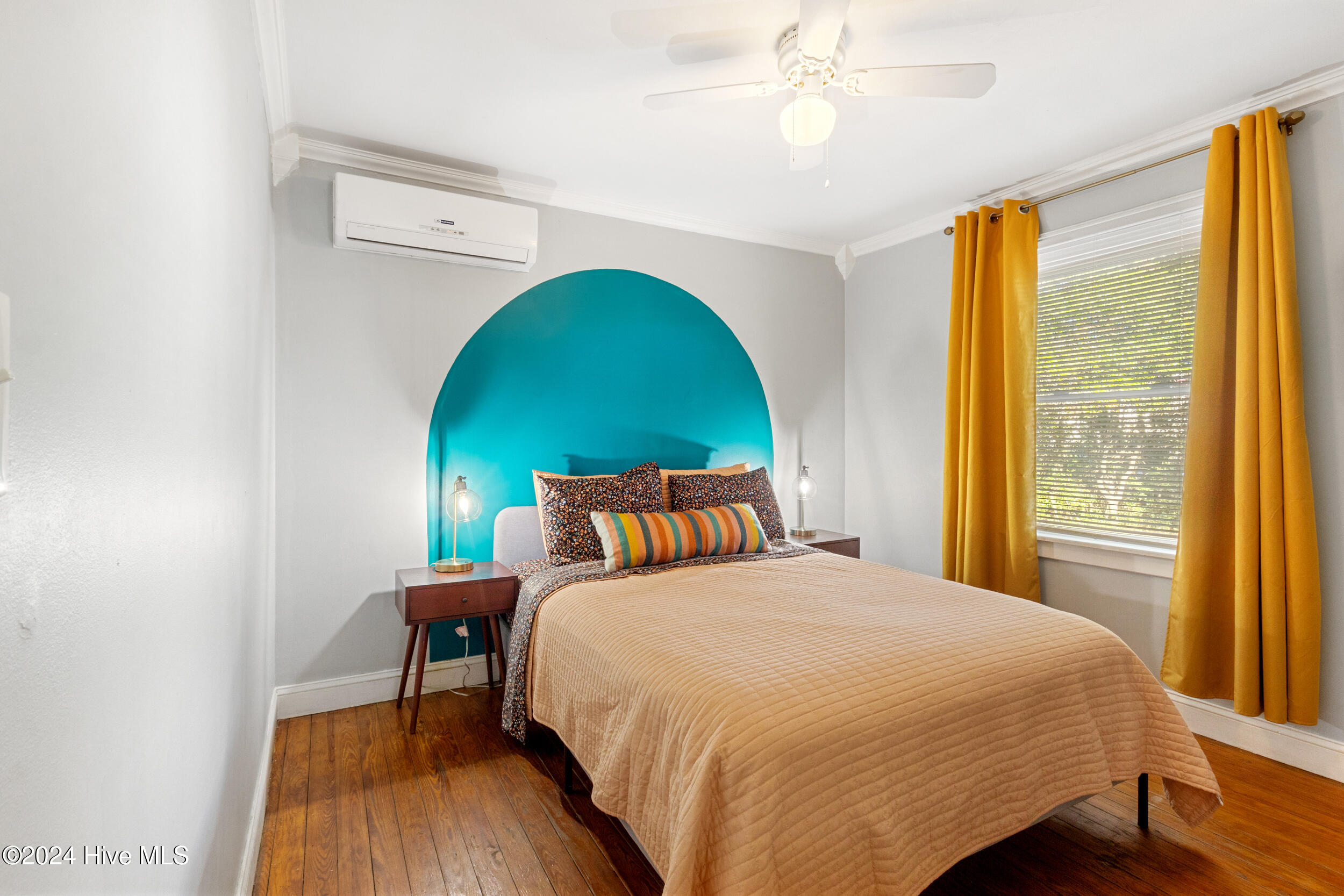 100528375 | Photo 11