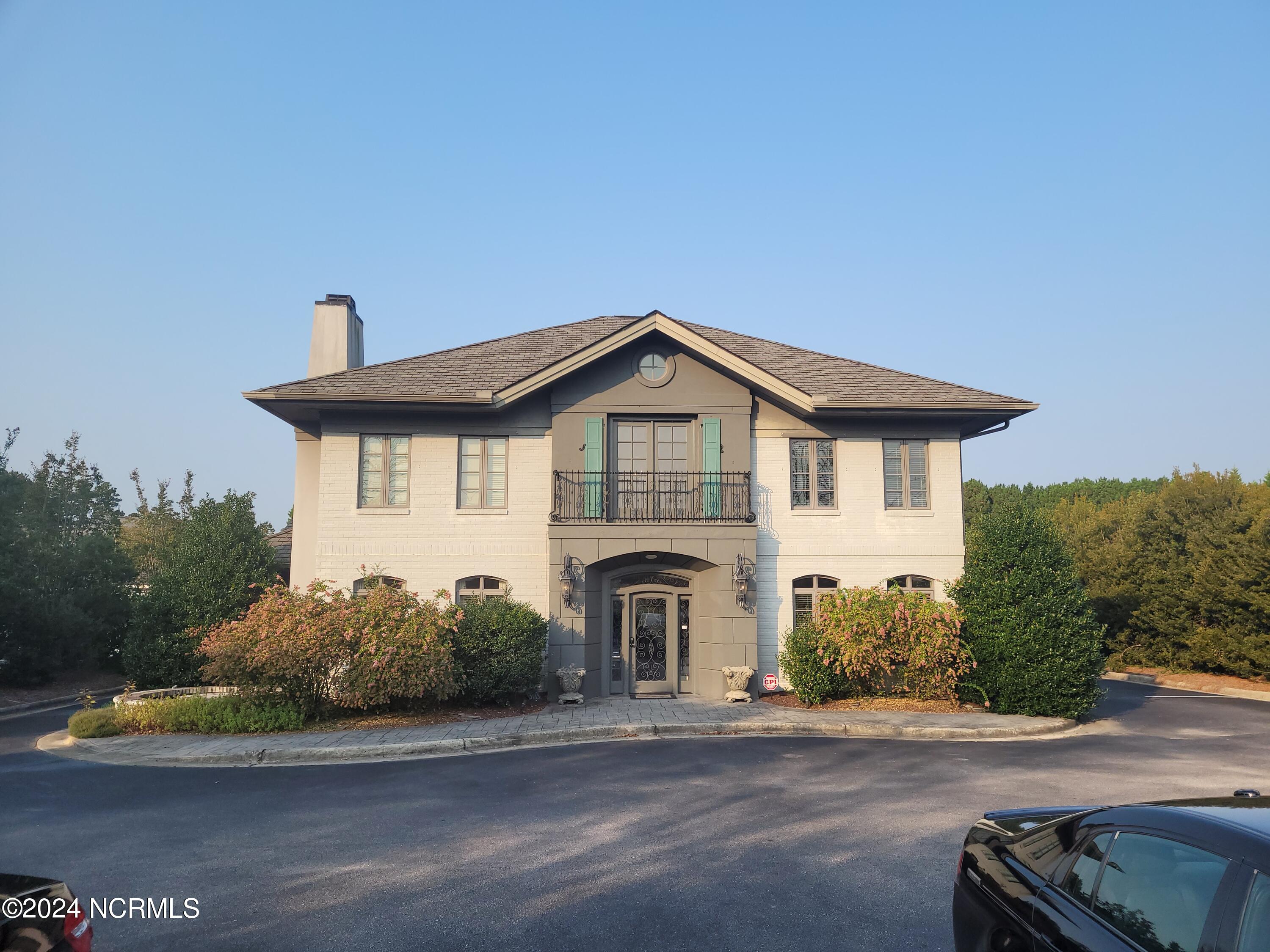 3713 Nash St NW 203, Wilson, NC 27896