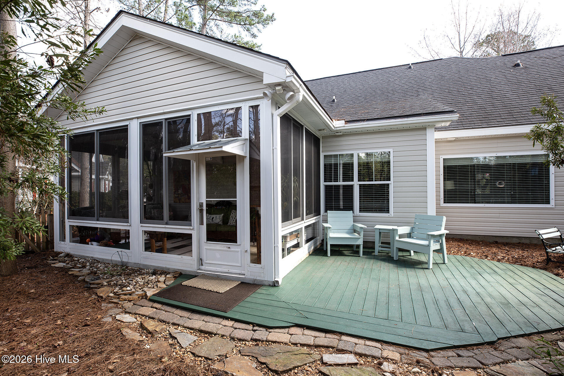 100558971 | Photo 39