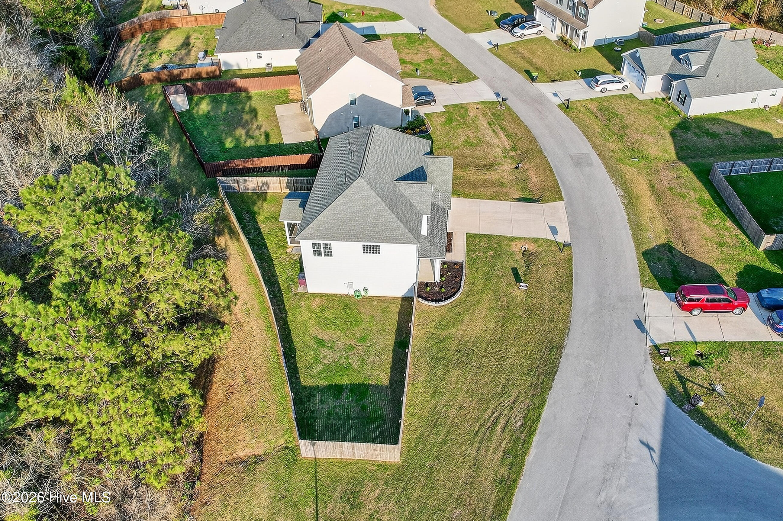 100561863 | Photo 39