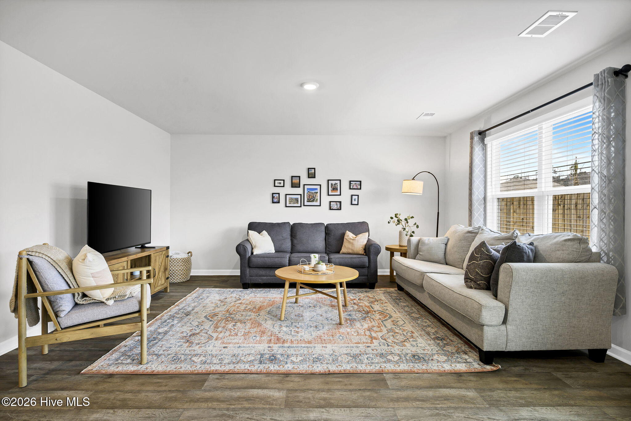 100564781 | Photo 10