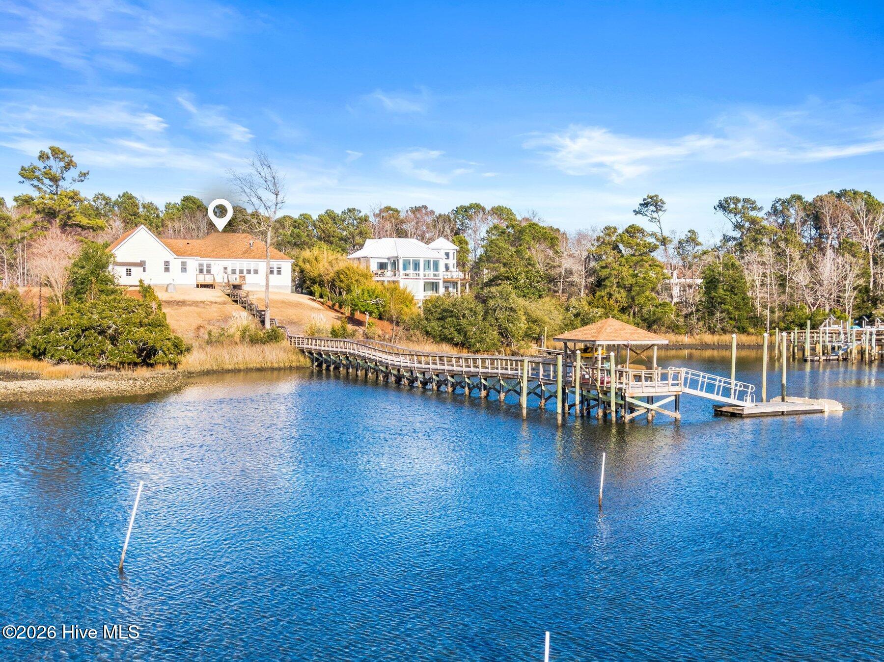 100550718 | Photo 48