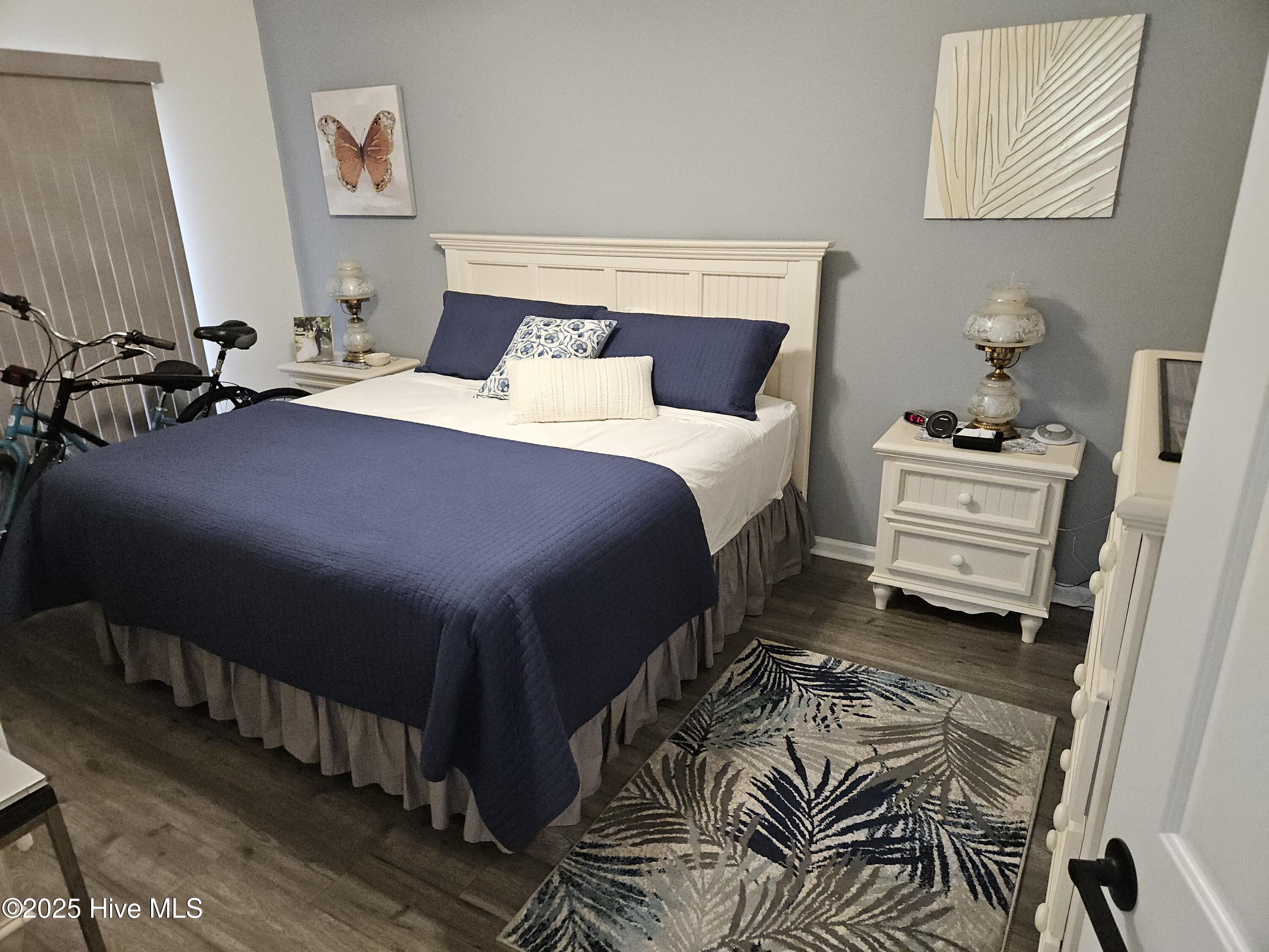 100542567 | Photo 54