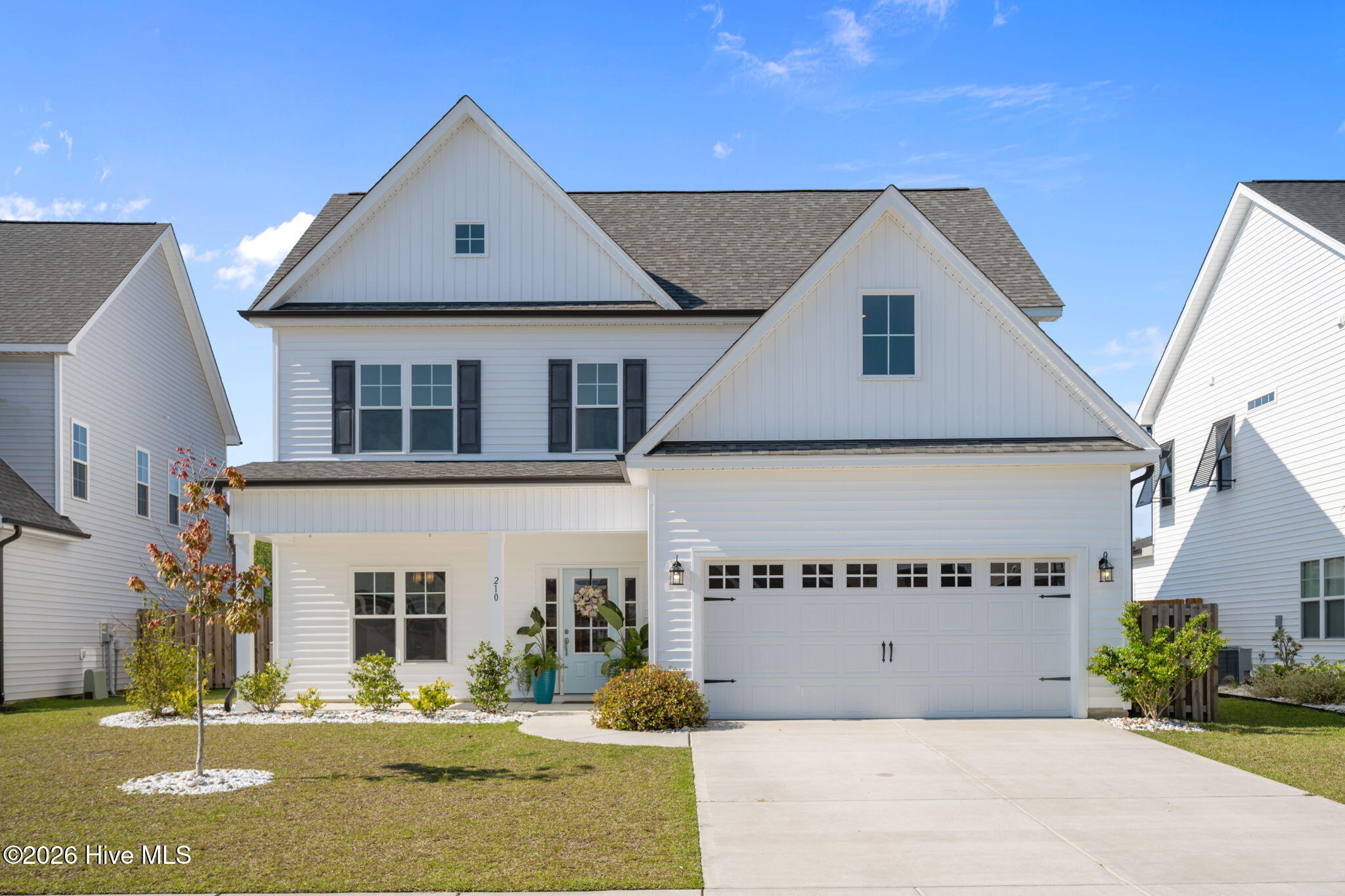 210 W Yellow Lois Drive, Hampstead, NC, 28443