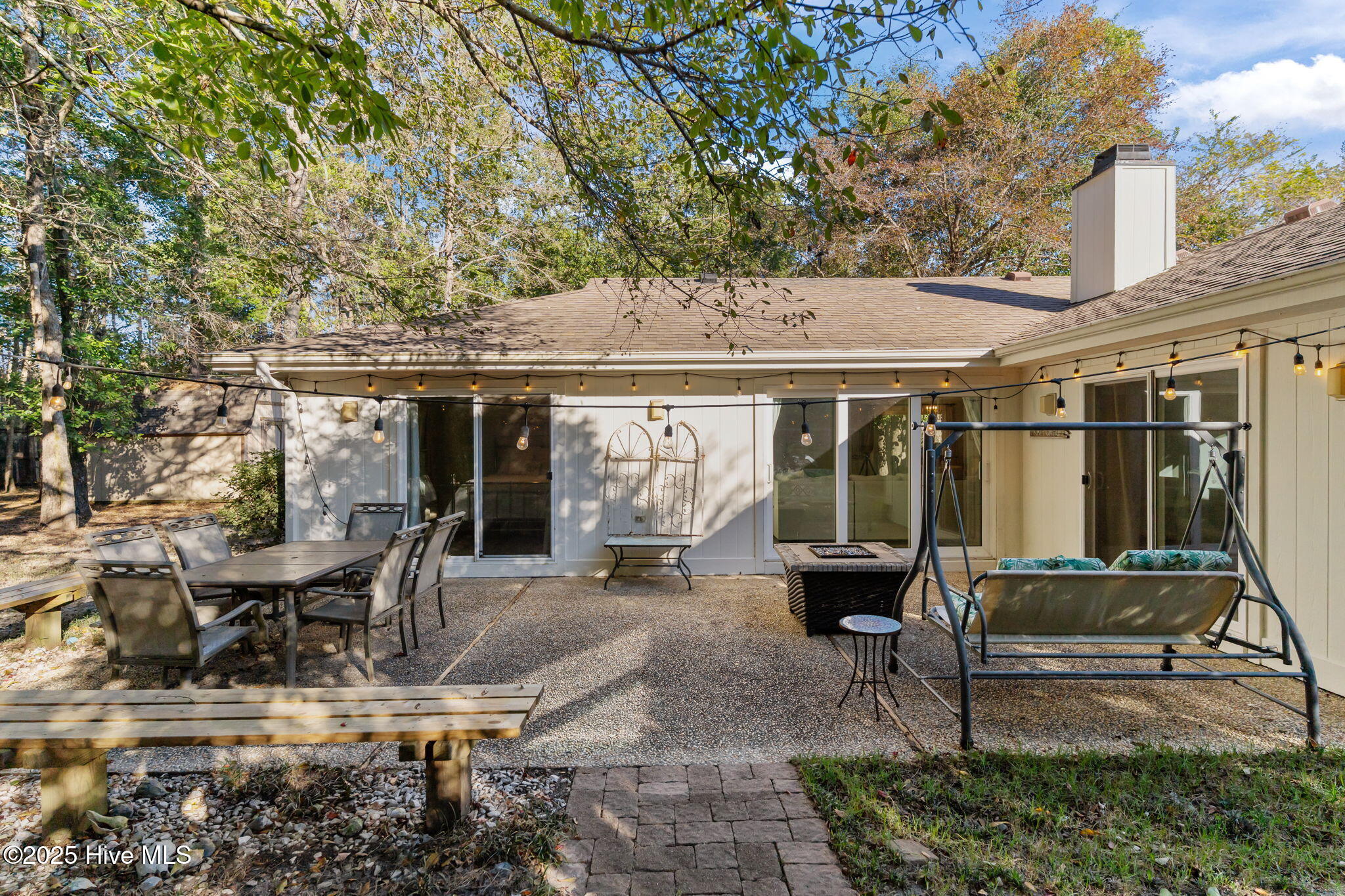 100537422 | Photo 53