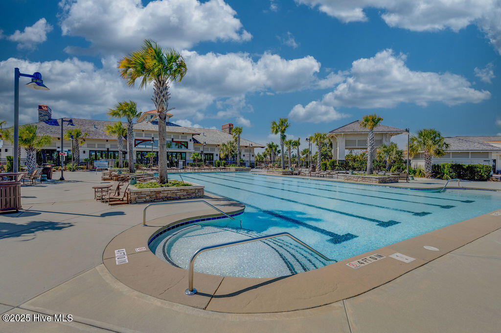 100529139 | Photo 59