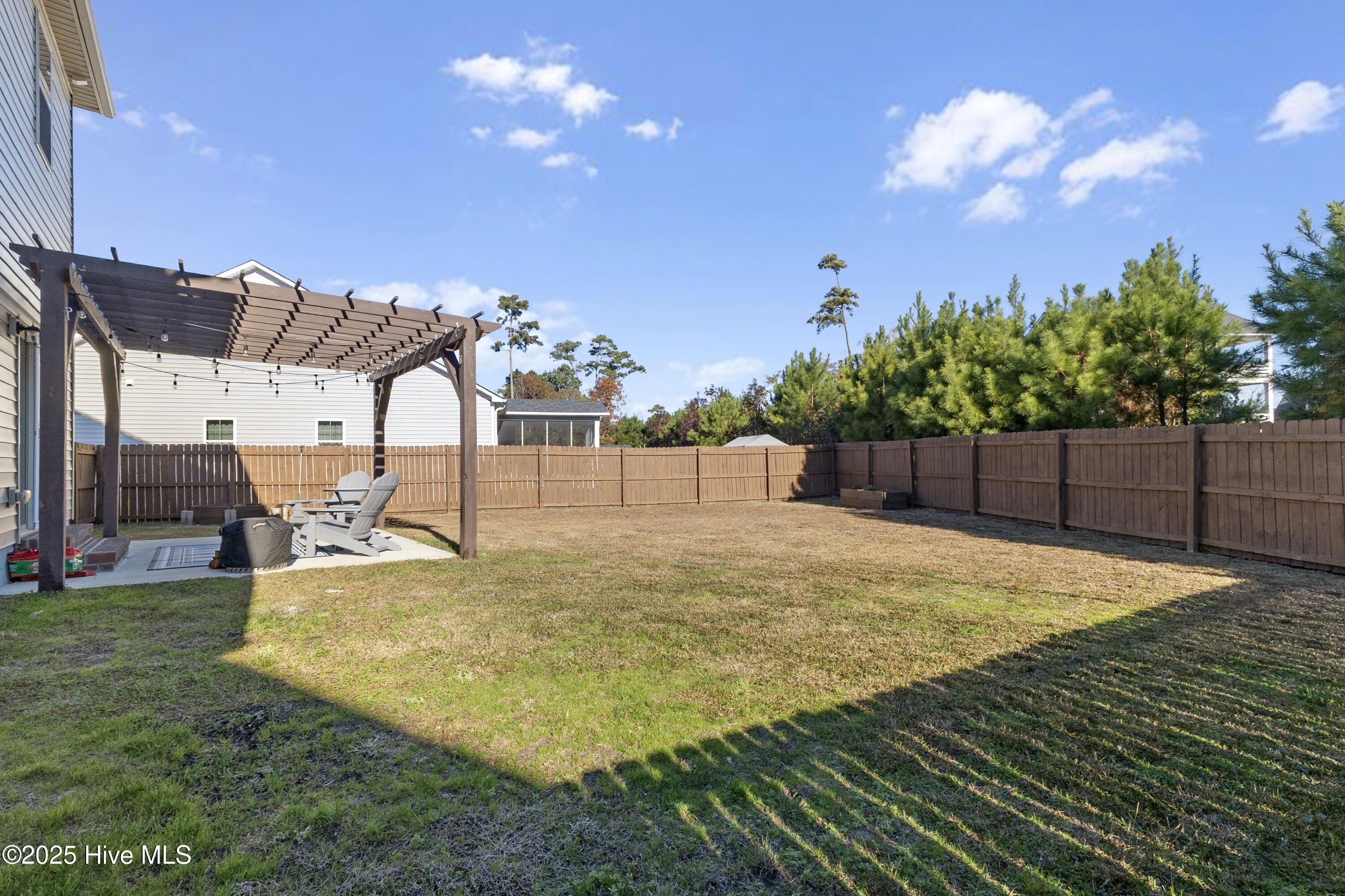 100569924 | Photo 38