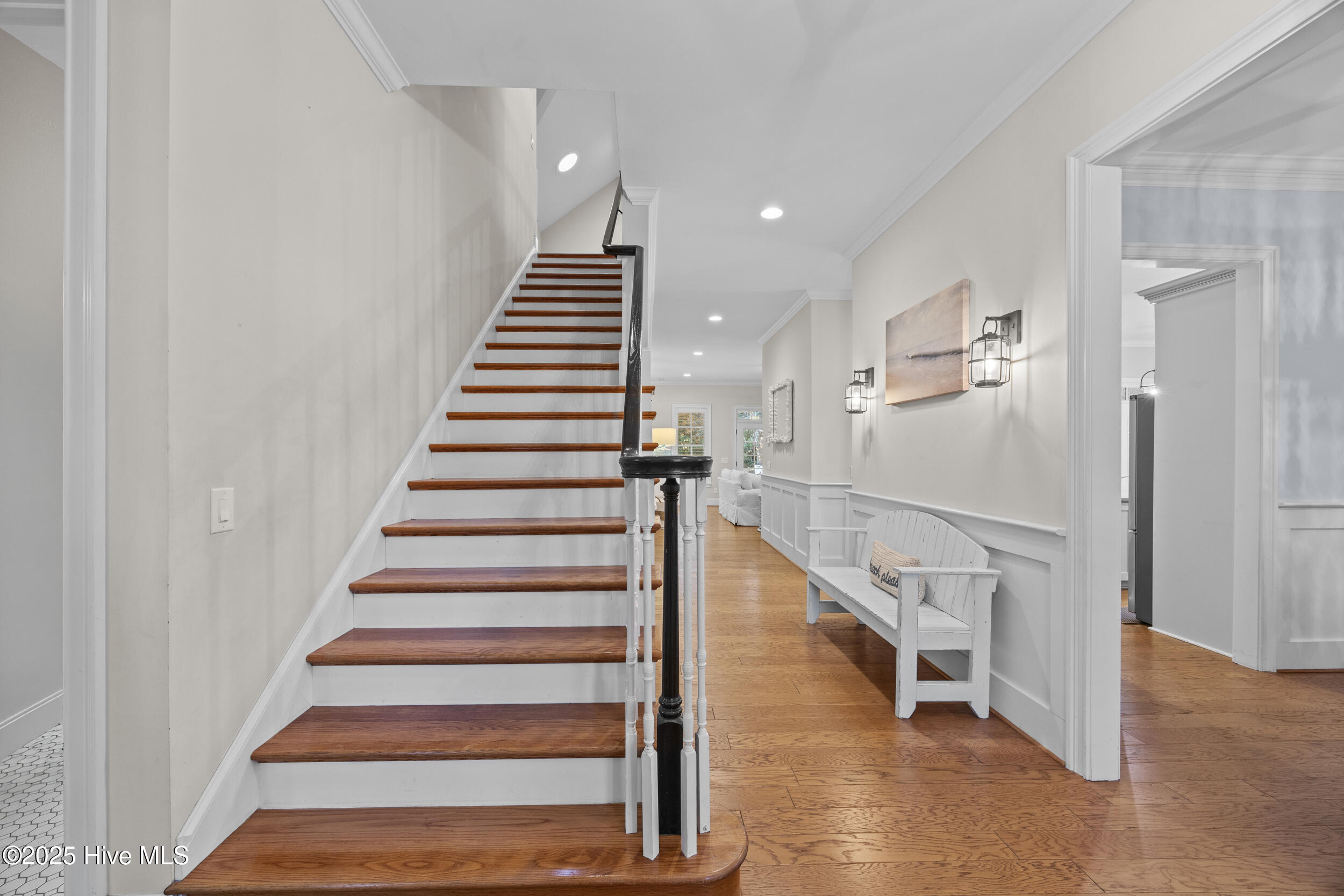 100543217 | Photo 30