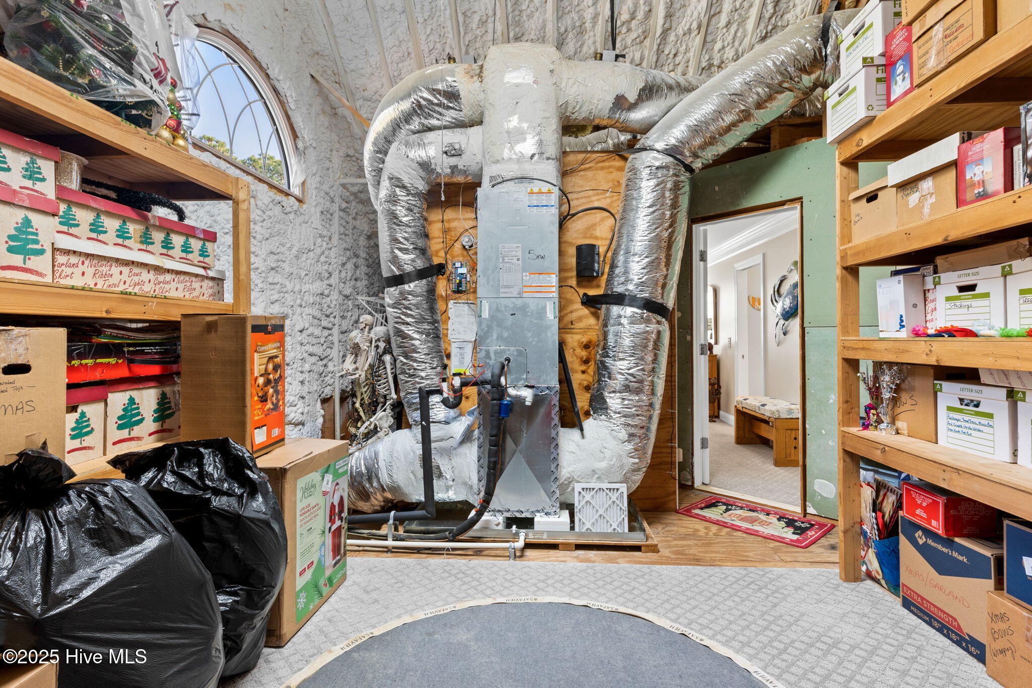 100544060 | Photo 32