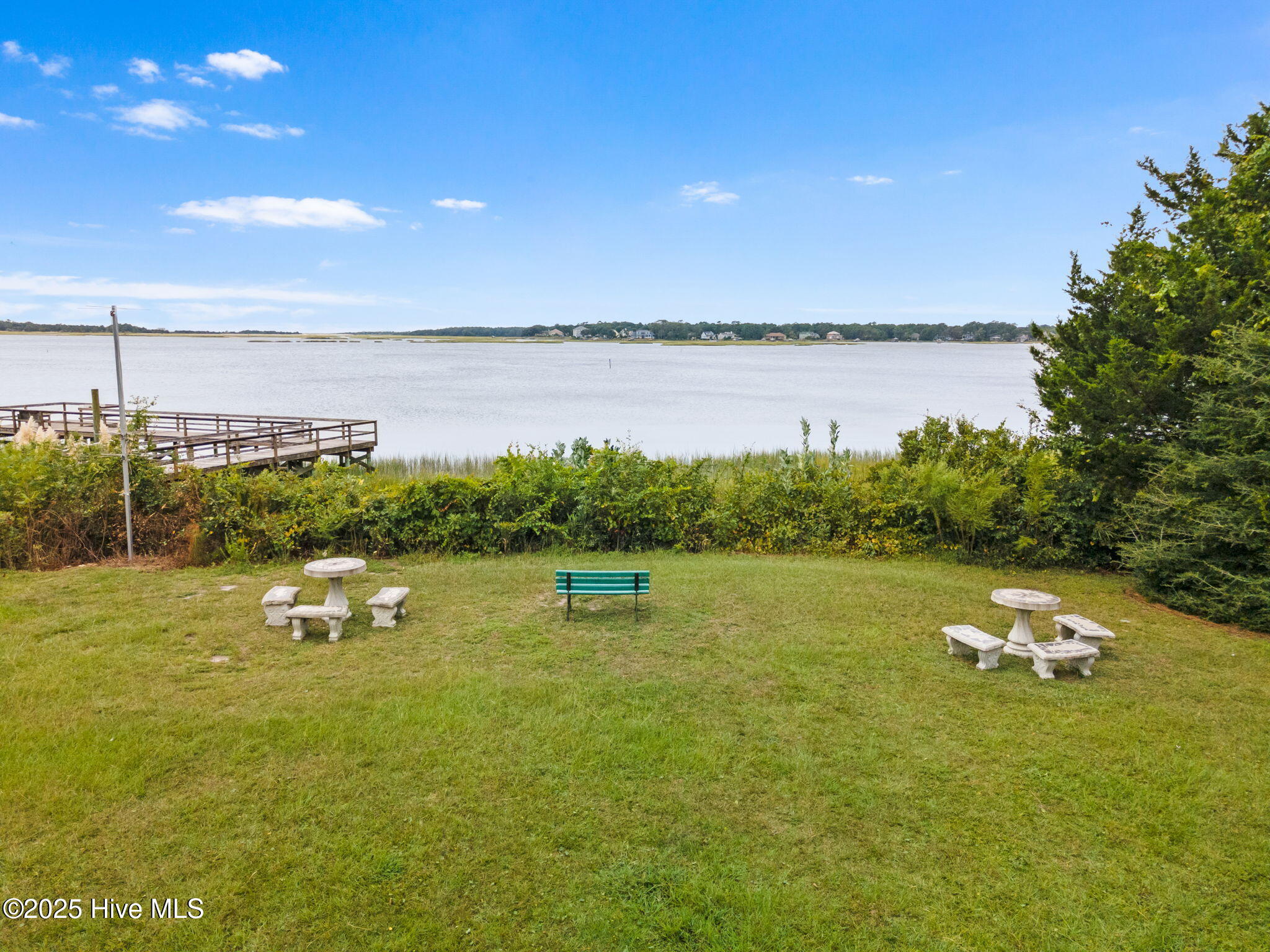 100541276 | Photo 61