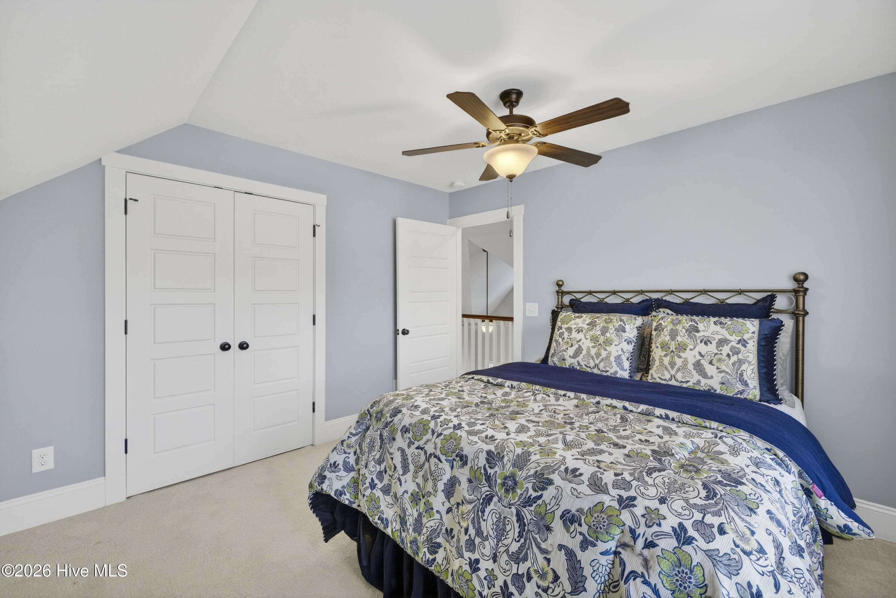 100555672 | Photo 30