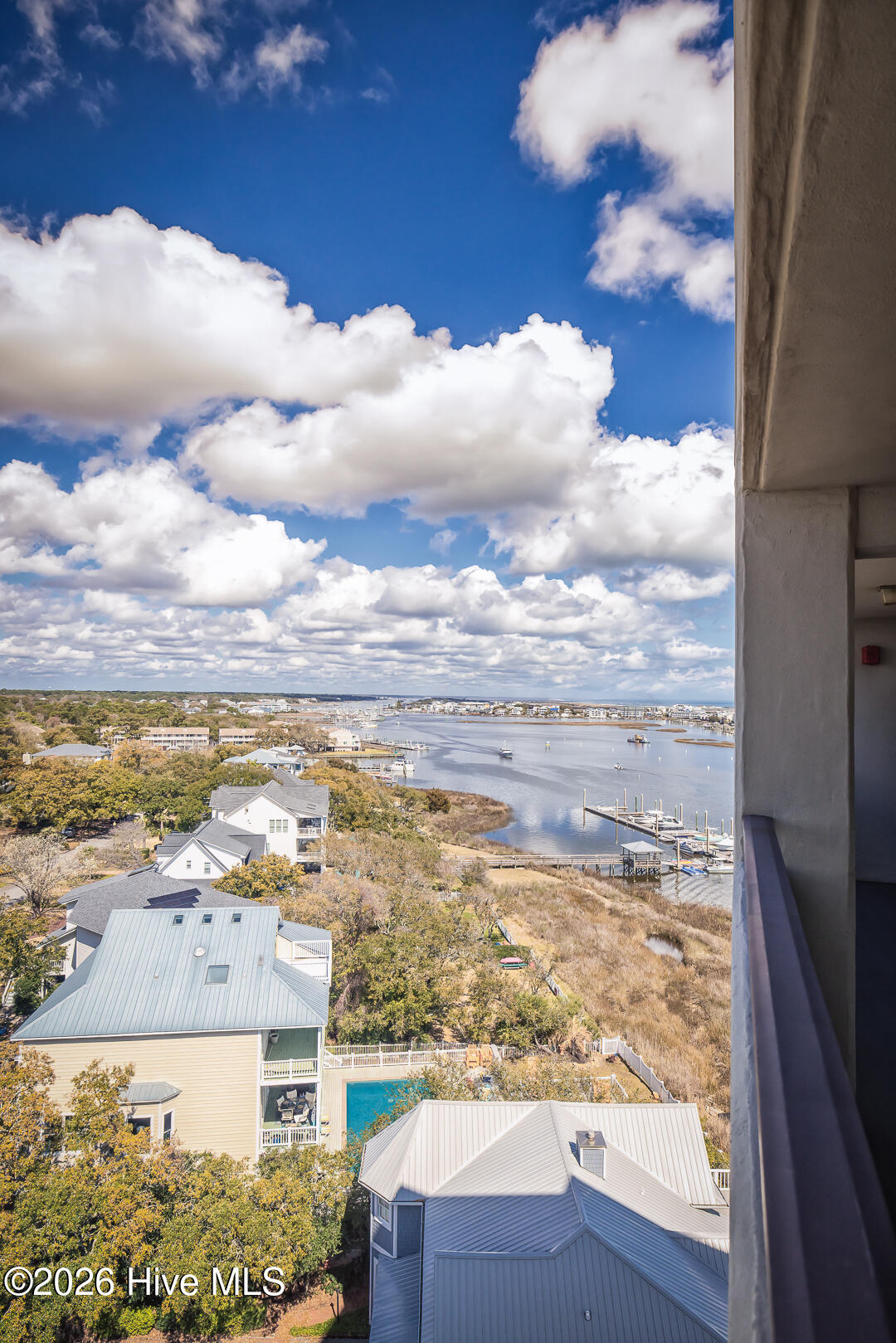 100559278 | Photo 34