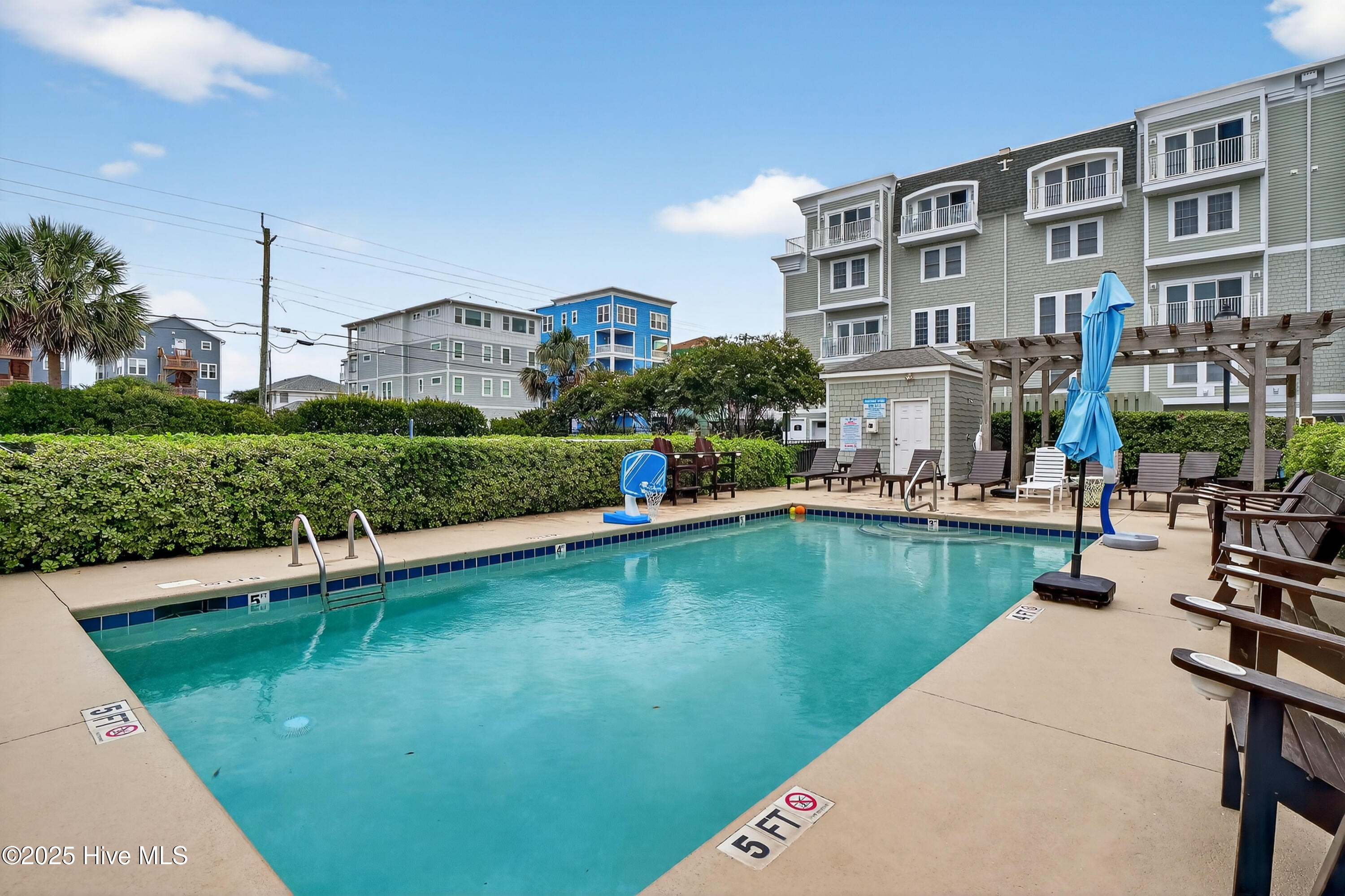 100524074 | Photo 37