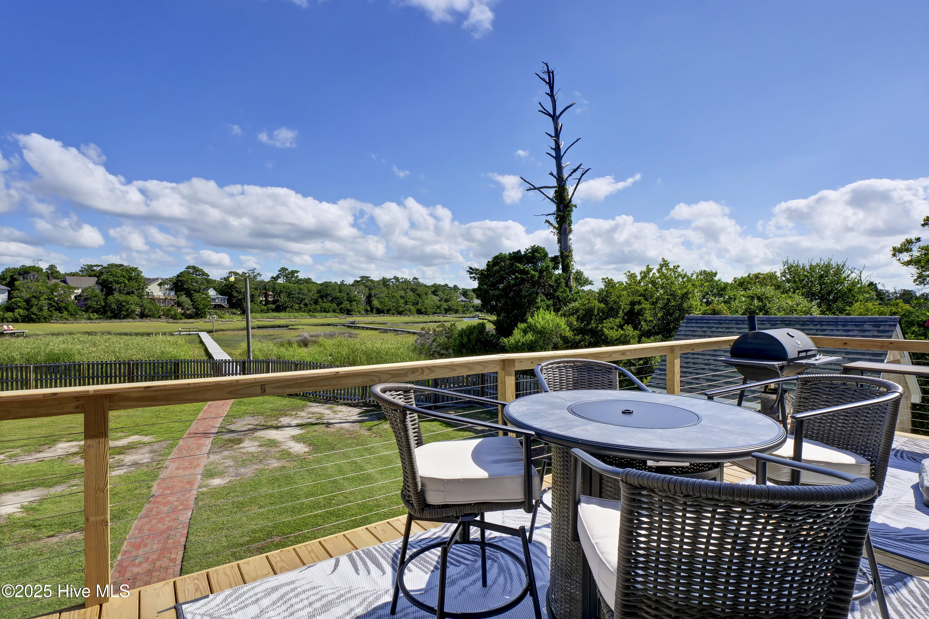 100539598 | Photo 30