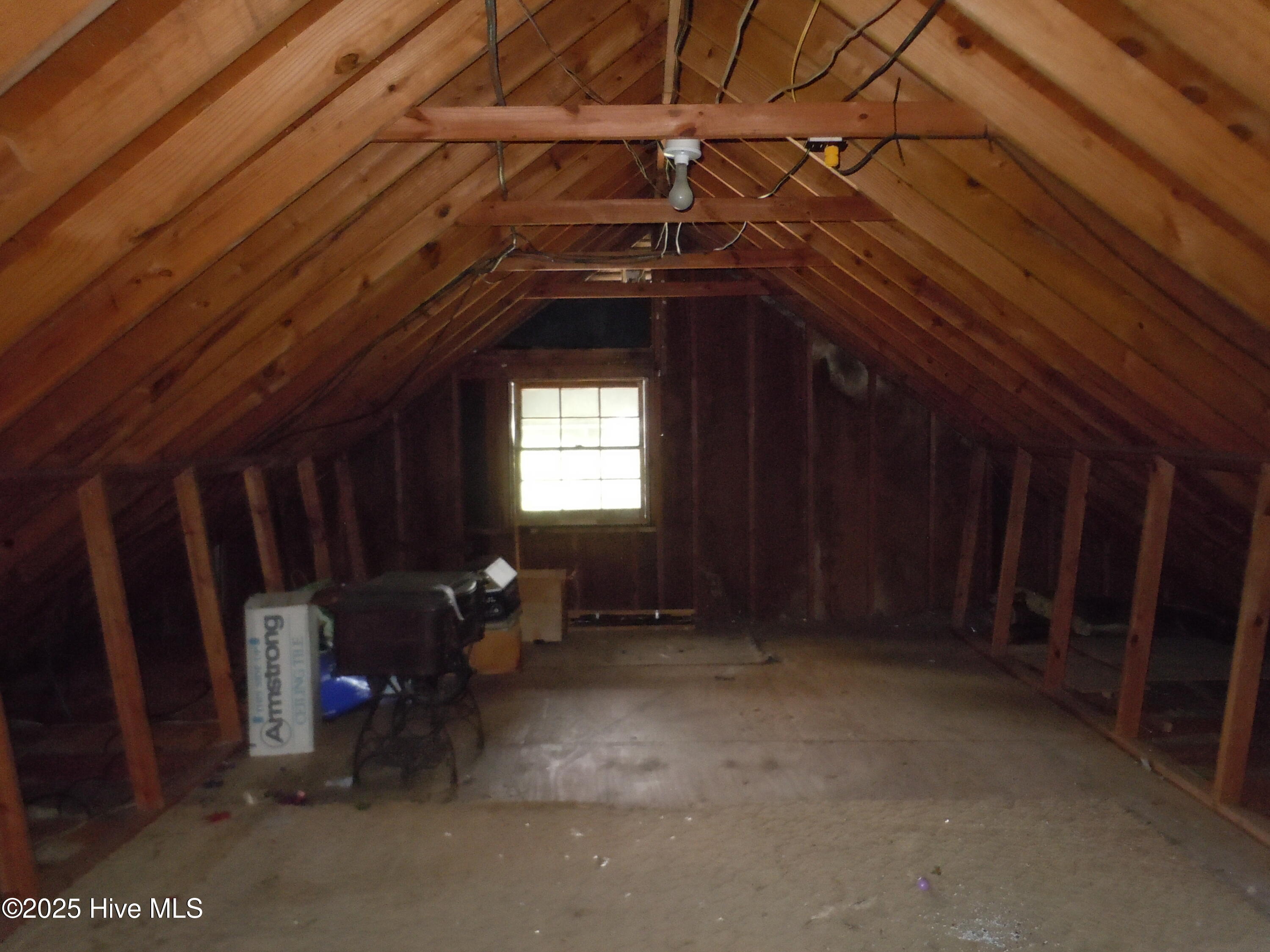 100533053 | Photo 54