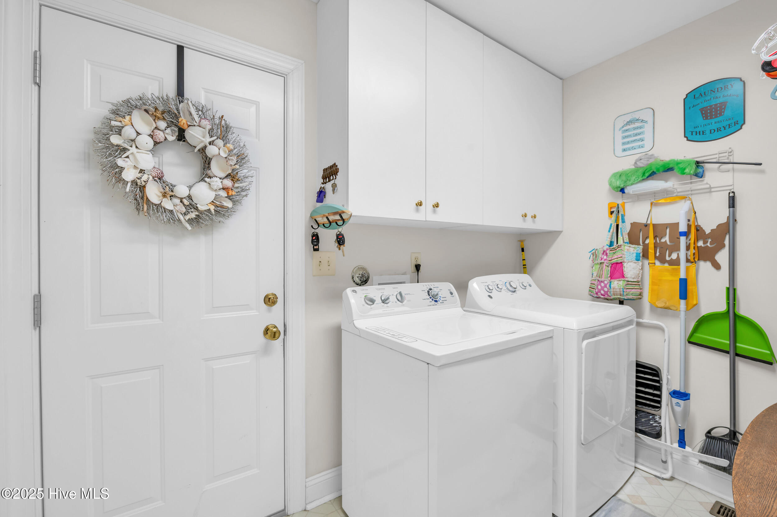 100542764 | Photo 37