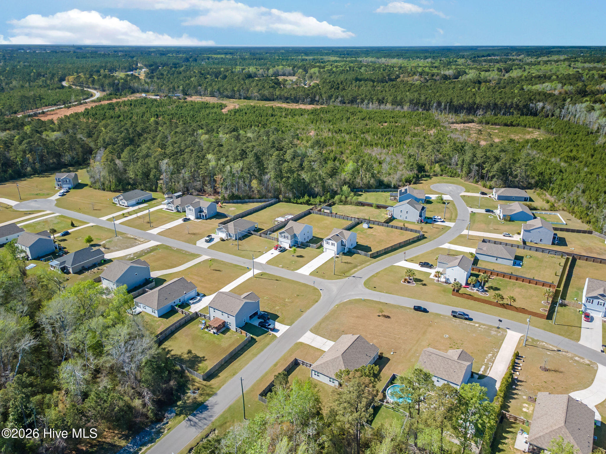 100562701 | Photo 63