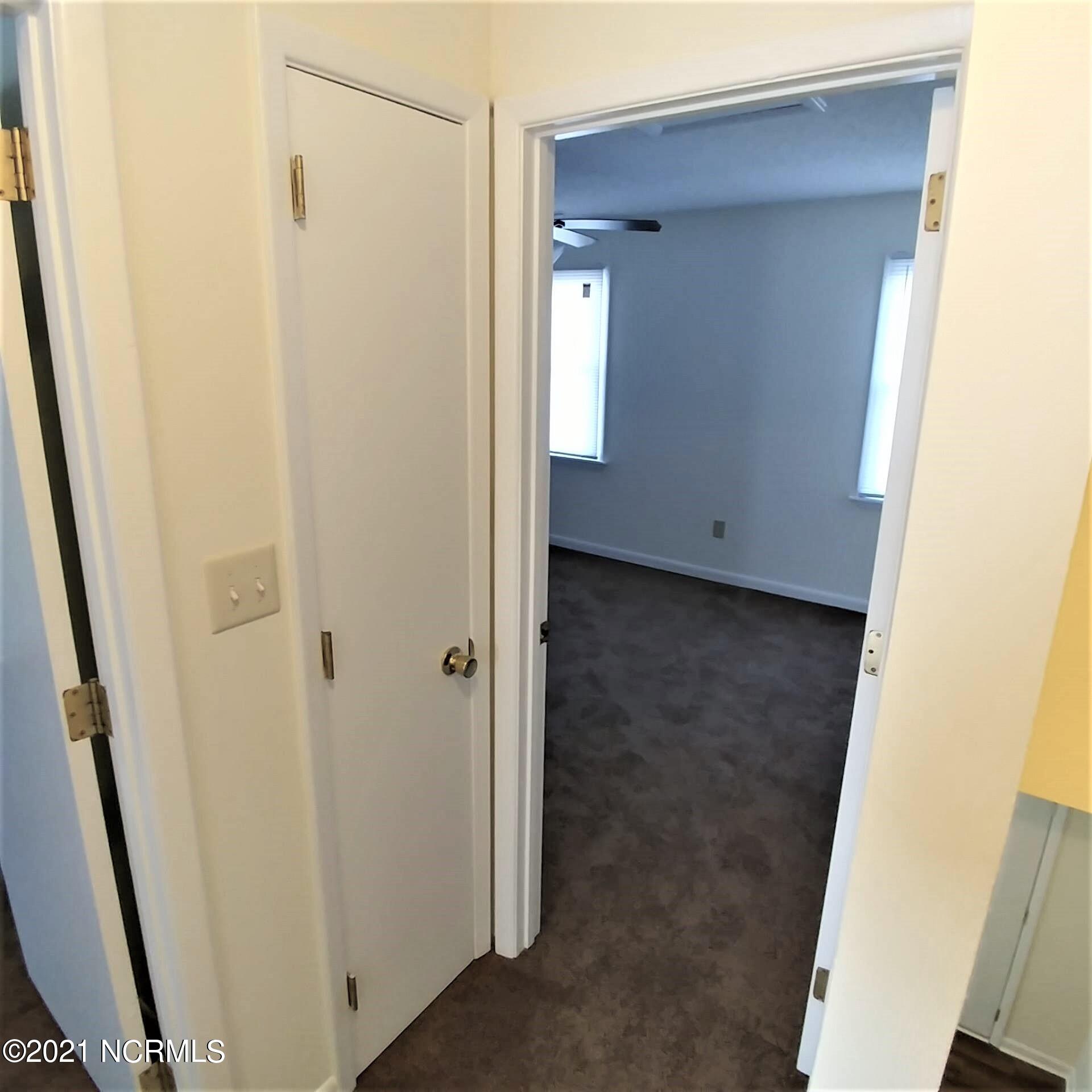 100550530 | Photo 13